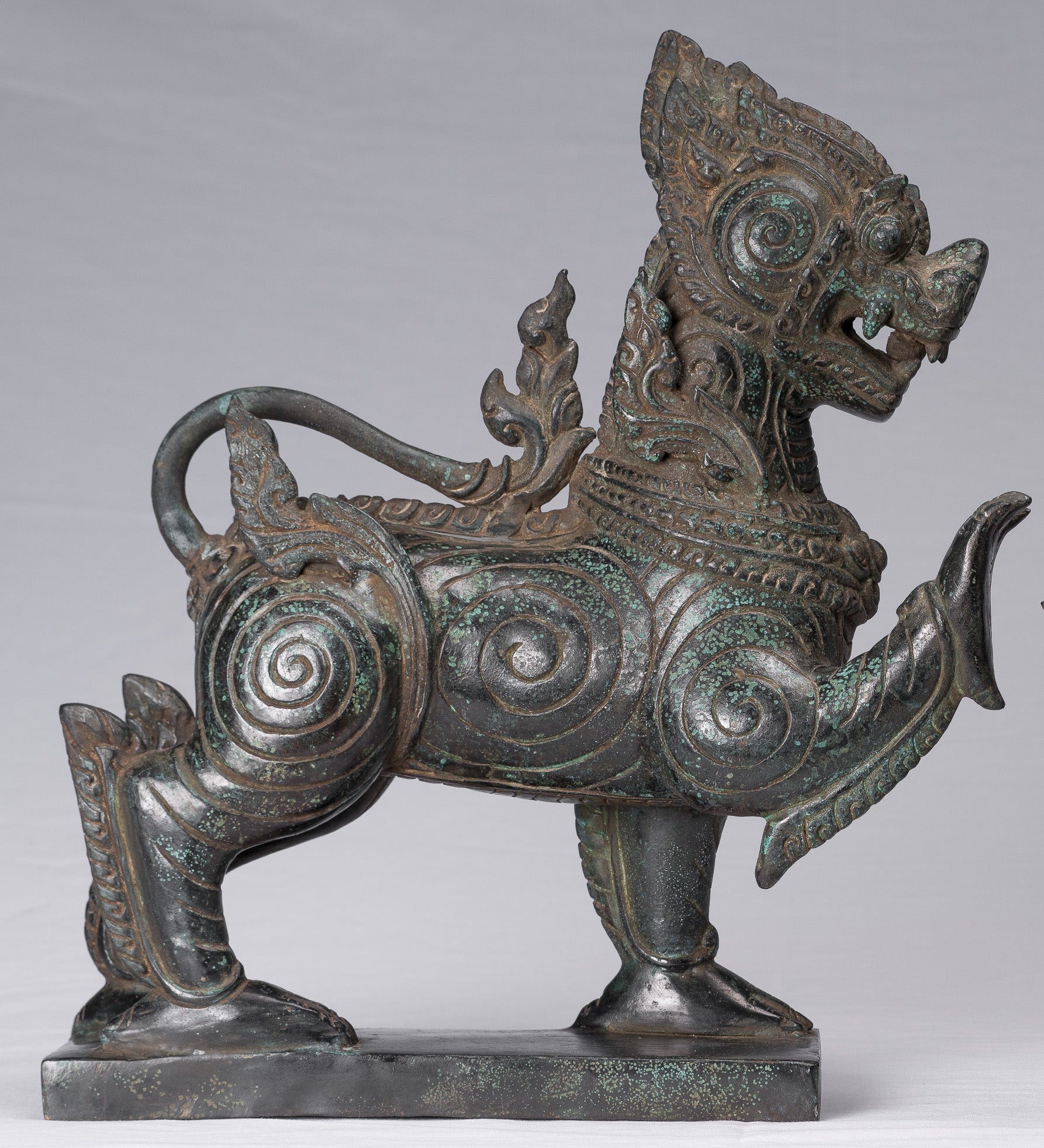 Bronzo di bronzo bronico antico Bronzo in piedi Chinthe Guardian Temple Lions - 37 cm/15 "