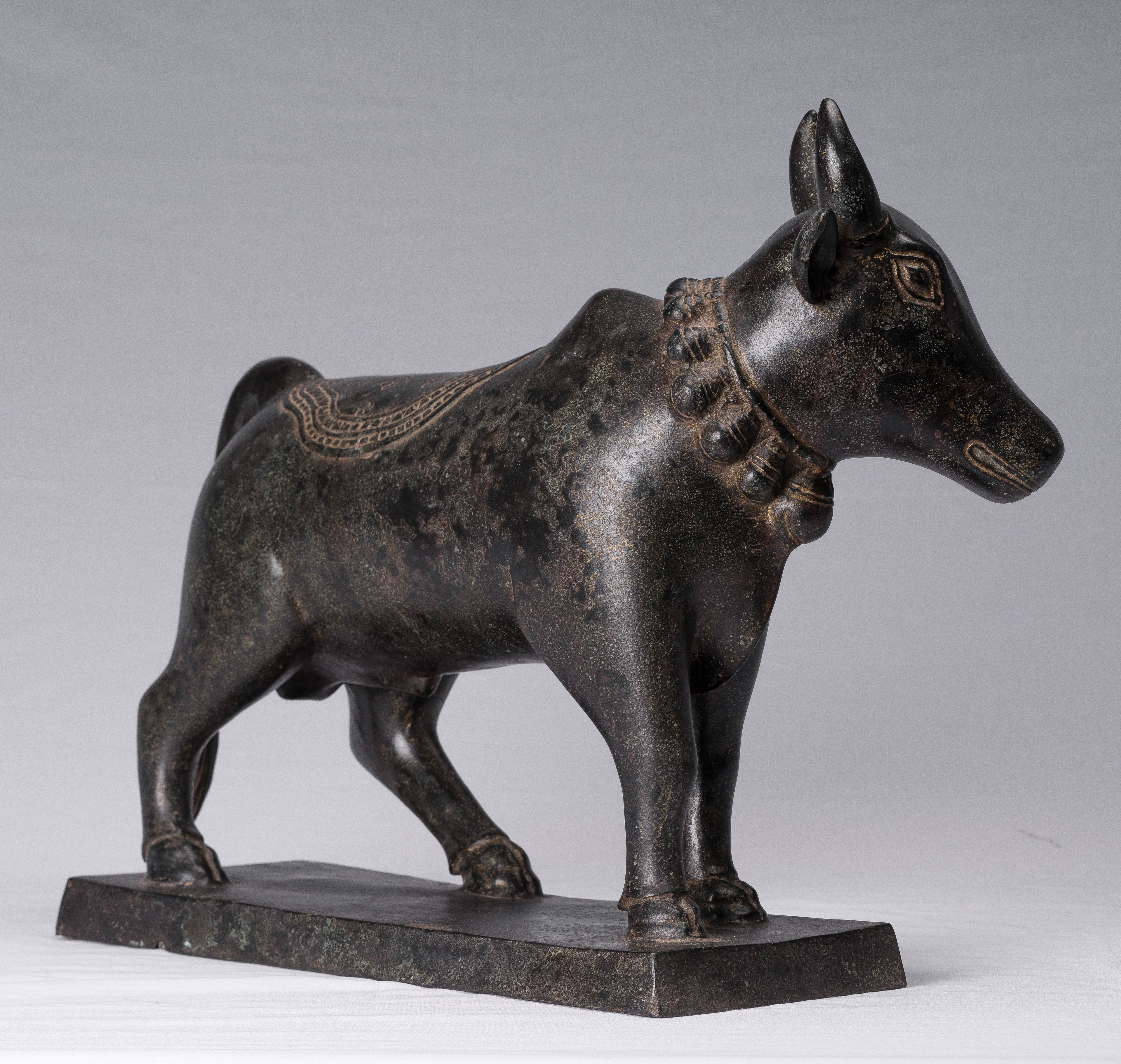 Statua Nandi Bronzo Nandi in stile antico Khmer - Monte di Shiva - 36 cm/14 "