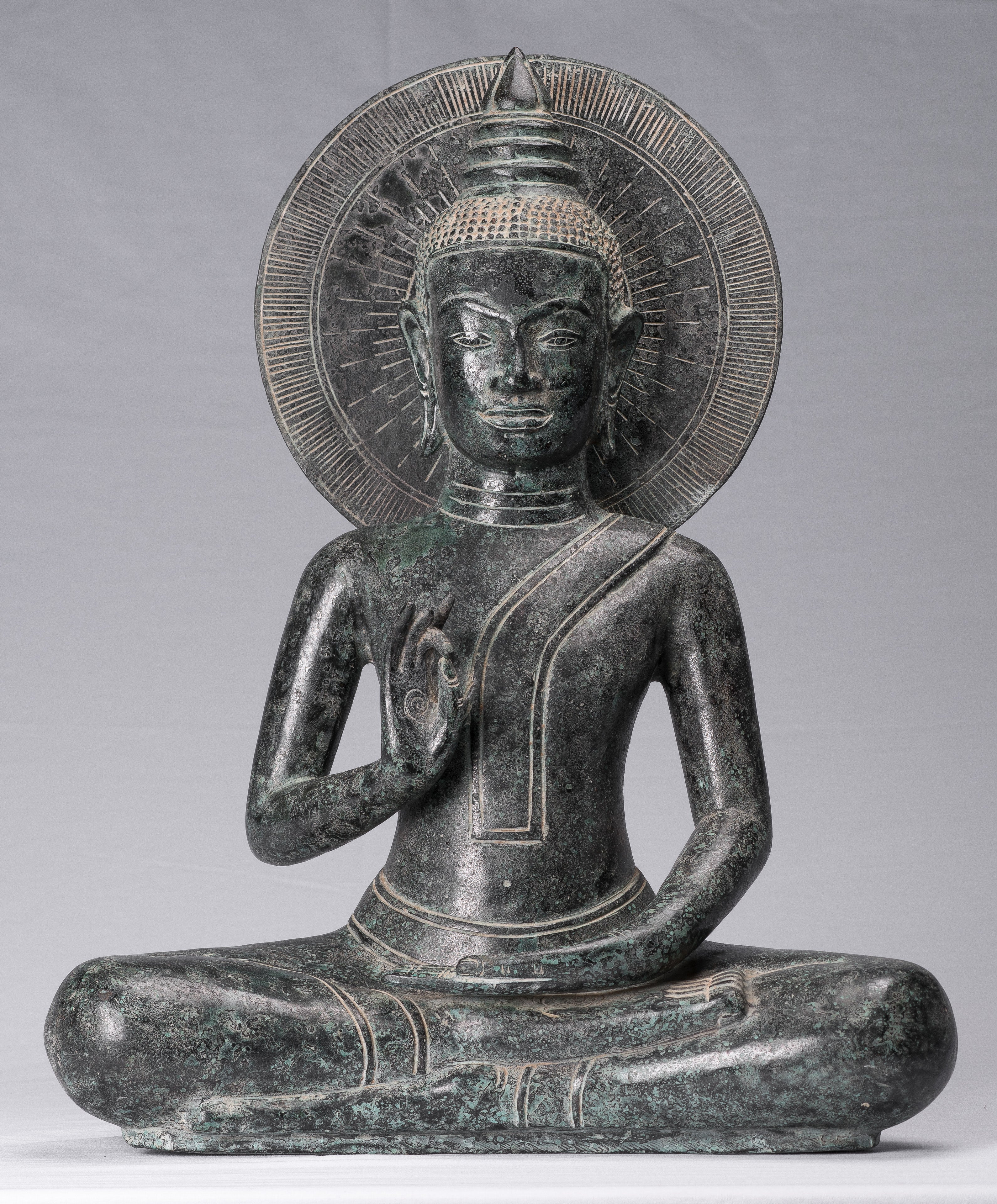Buddha-Statue – antike Bronze-Buddha-Statue im Khmer-Stil, Dharmachakra-Lehr-Mudra – 50 cm