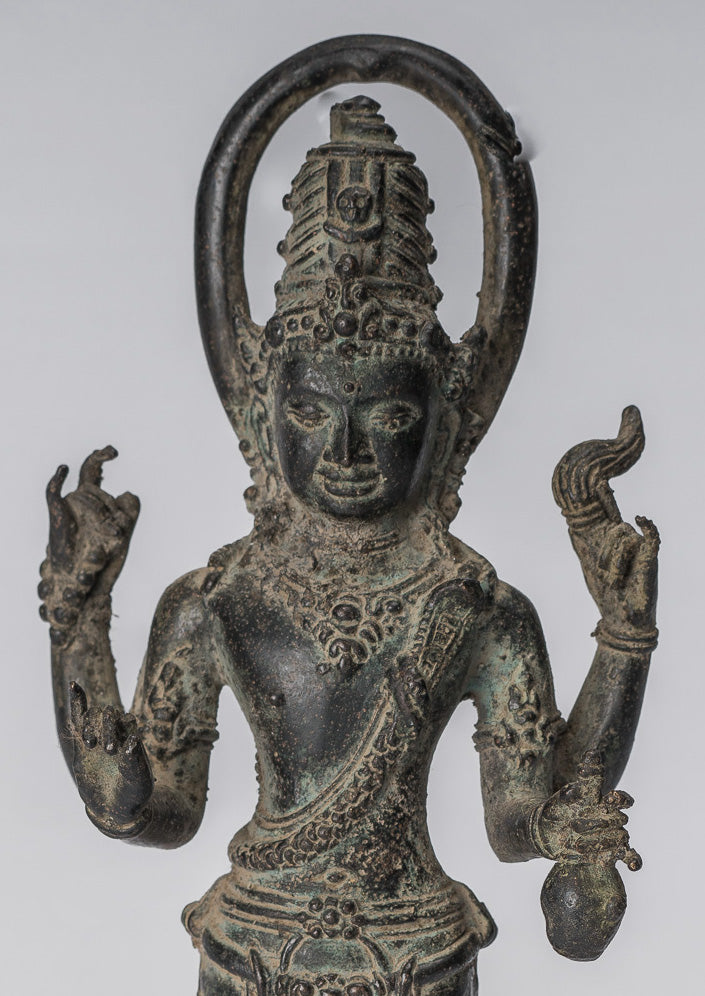 Vishnu-Statue – antike Majapahit-Statue aus Bronze im indonesischen Stil – 22 cm.