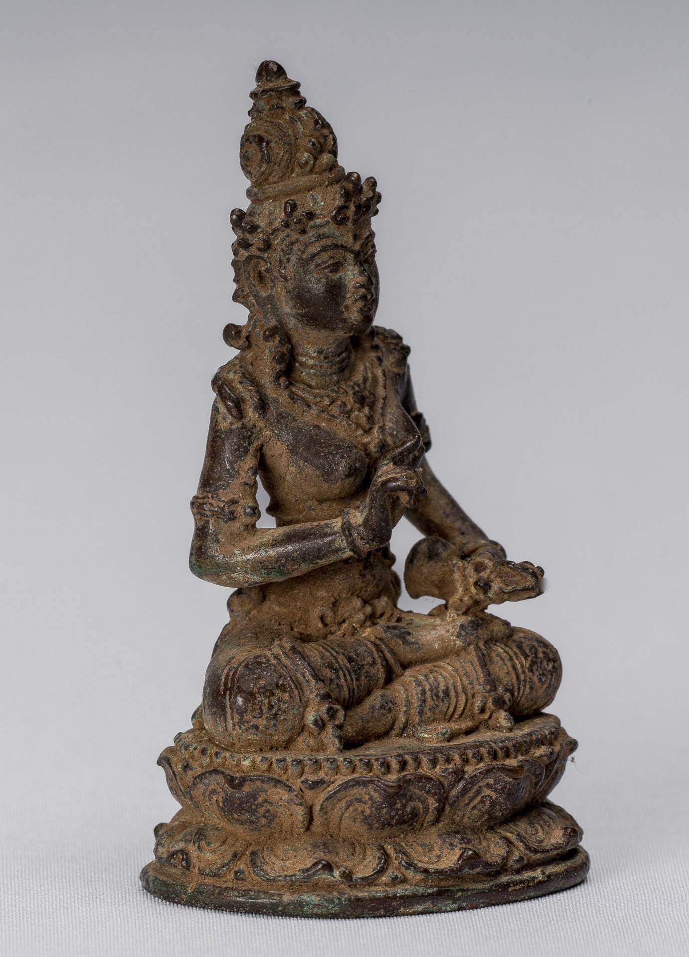 Tara-Statue – antike indonesische Bronze-Devi-Tara-Statue im Java-Stil – 8 cm.