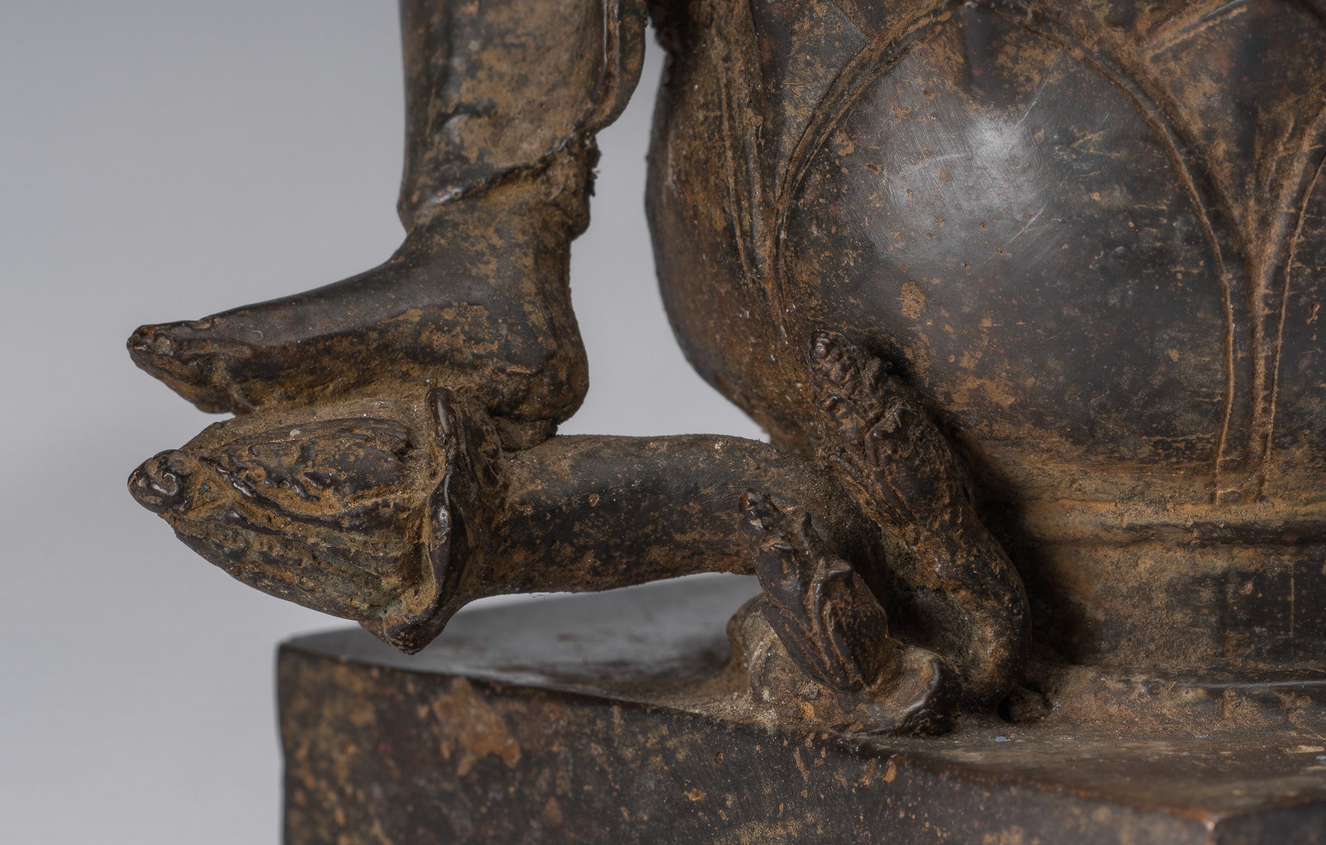 Statue di Buddha - Antique in stile indonesiano seduto bronzo giavanese insegnamento Buddha - 28 cm/11 "