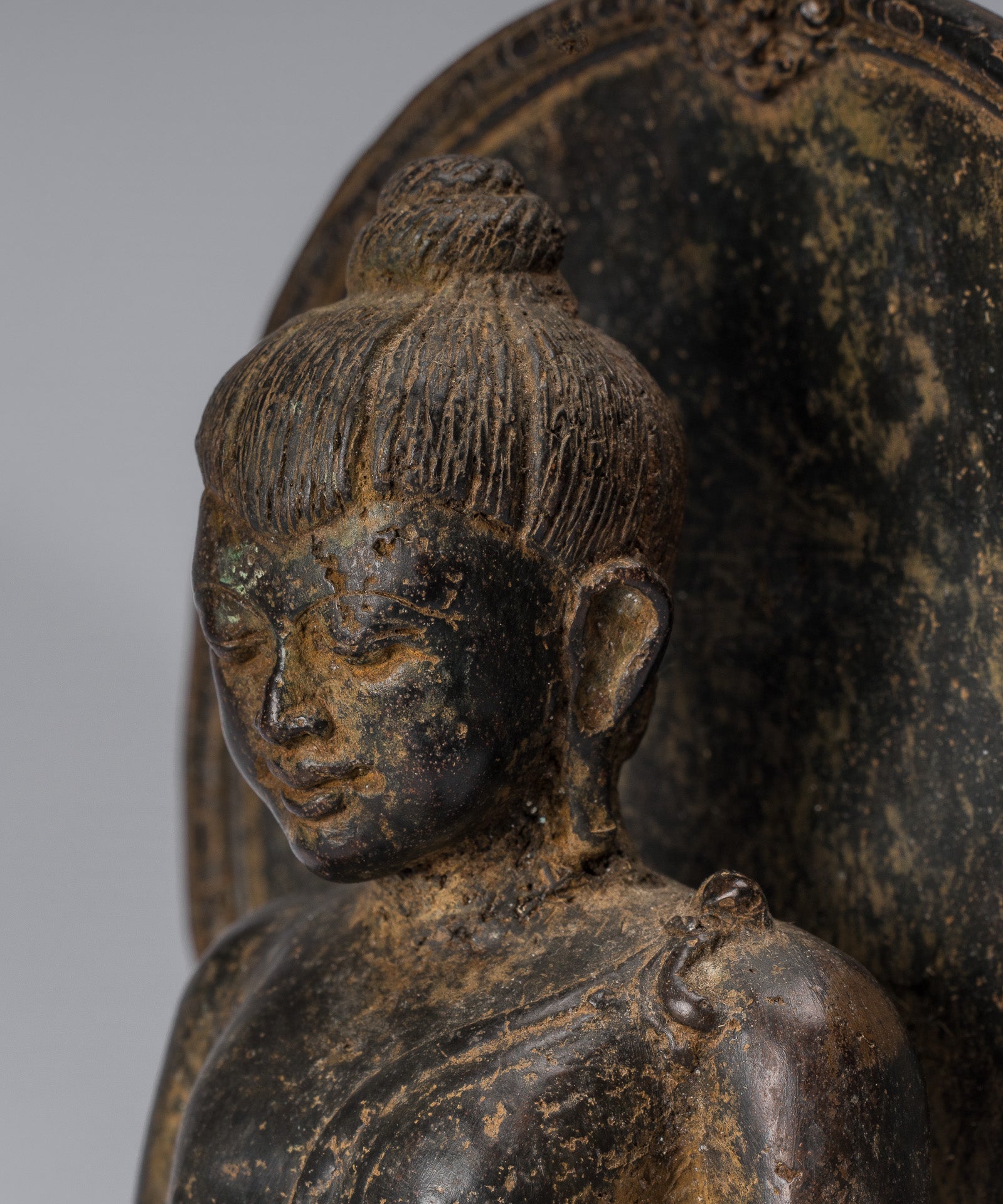 Statue di Buddha - Antique in stile indonesiano seduto bronzo giavanese insegnamento Buddha - 28 cm/11 "