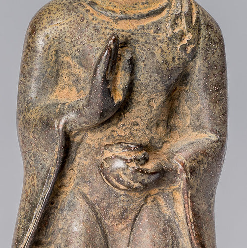 Buddha-Statue – stehende javanische Wohltätigkeits-Buddha-Statue aus Bronze im antiken indonesischen Stil – 17 cm.