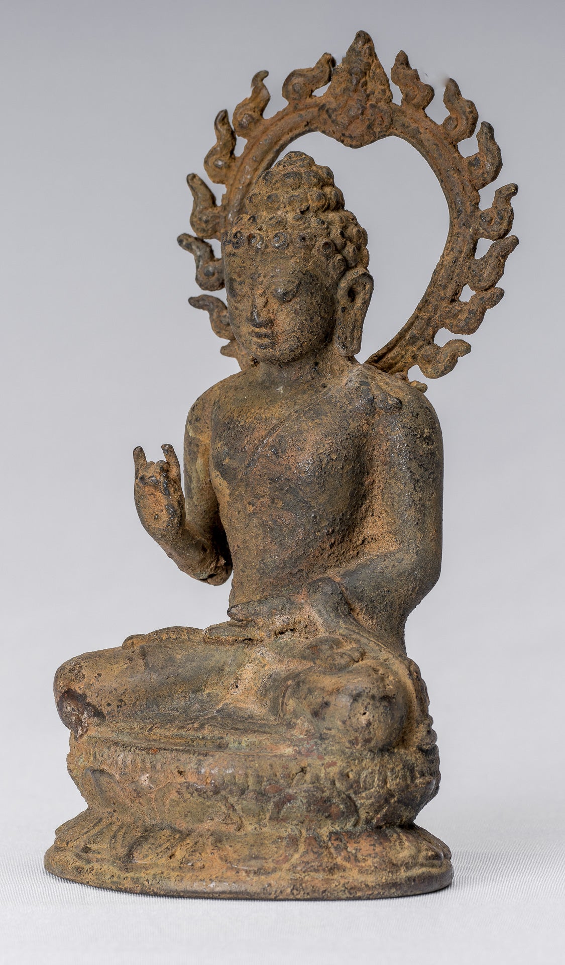 Statue di Buddha - Antique in stile indonesiano seduto in bronzo giavanese insegnamento Buddha - 19cm/8 "