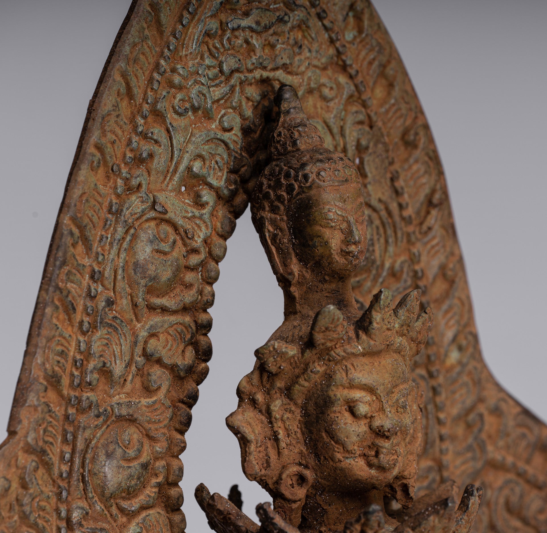 Statue Bodhisattva - Antique stile indonesiano Javanese 1000 ARM AVALOKETISHVARA BODHISATTVA STATUE - 61 cm/24 "