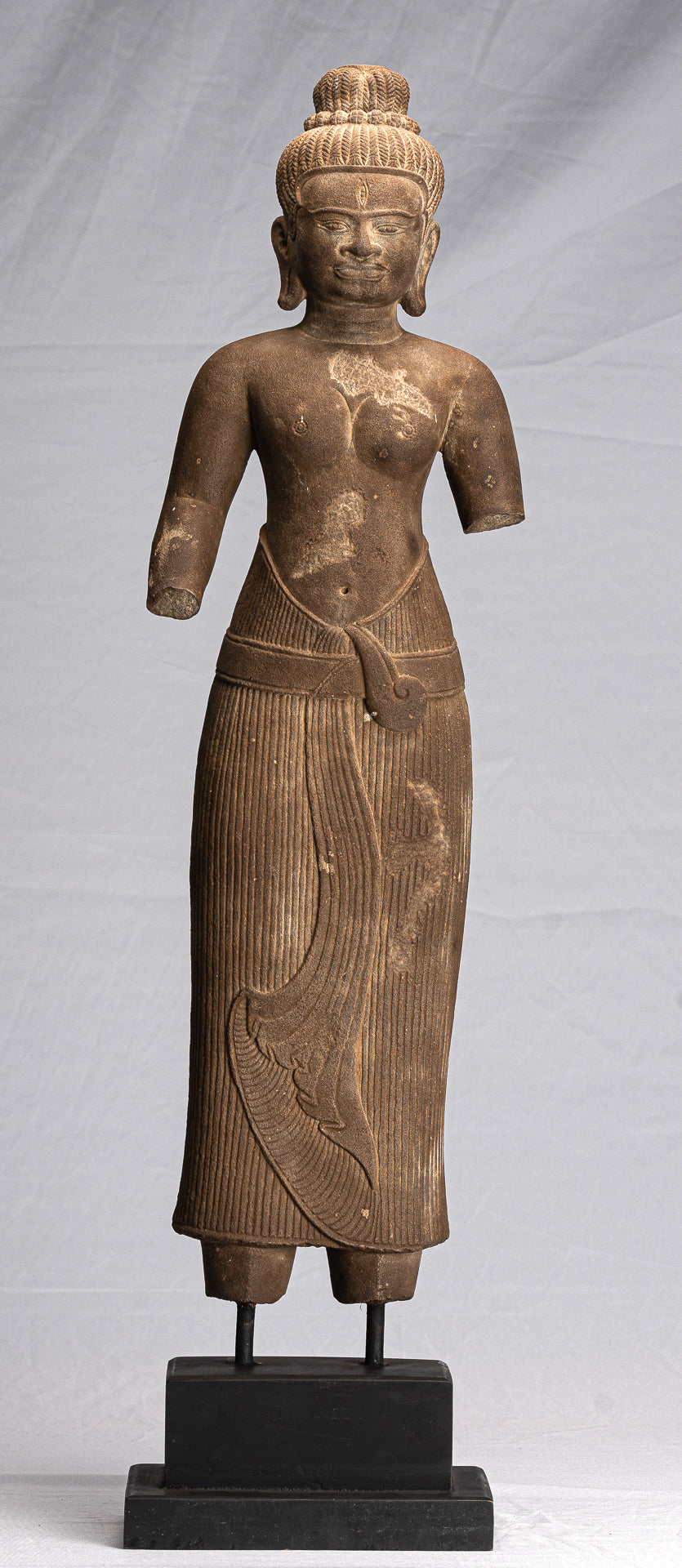 Lakshmi Statue - Antique Baphuon Stone Stone Lakshmi / Devi Consort of Vishnu Busto - 73cm / 29 "