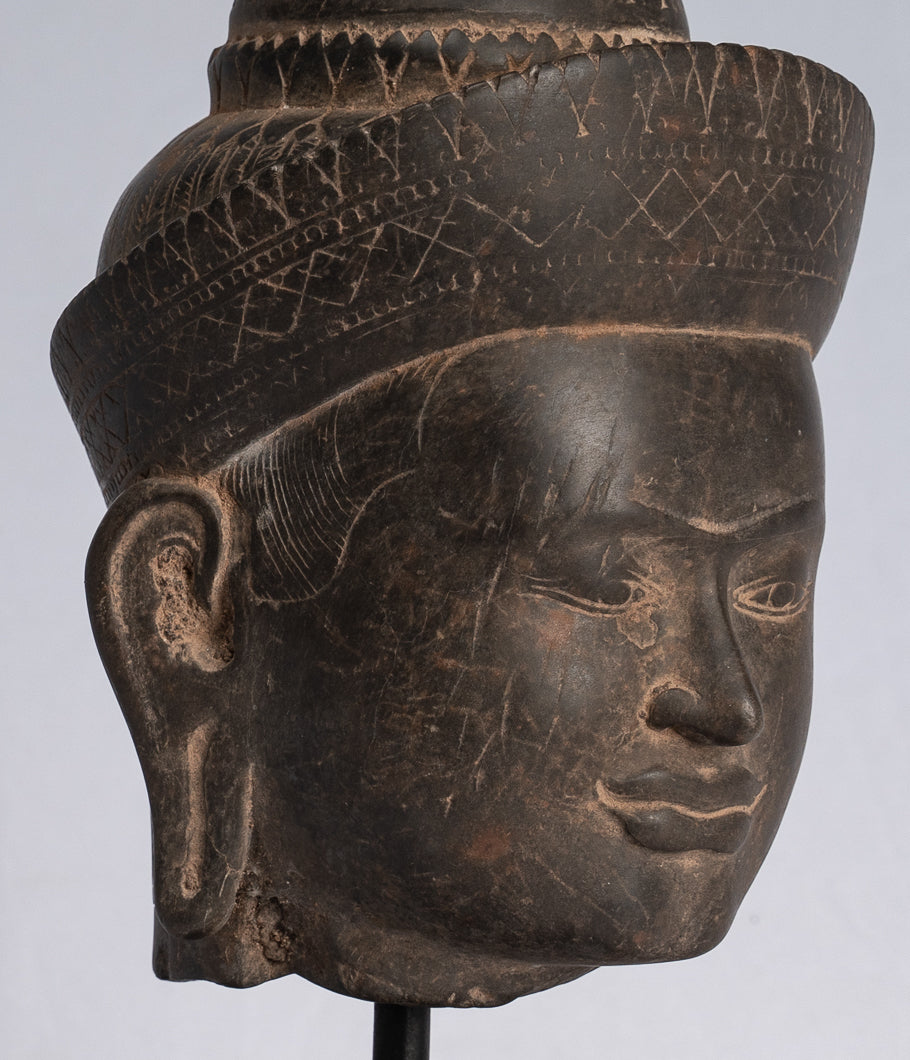 Statue Buddha - Antique Banteay Srei Stone Stone Monted Khmer Buddha Head - 24 cm / 10 "