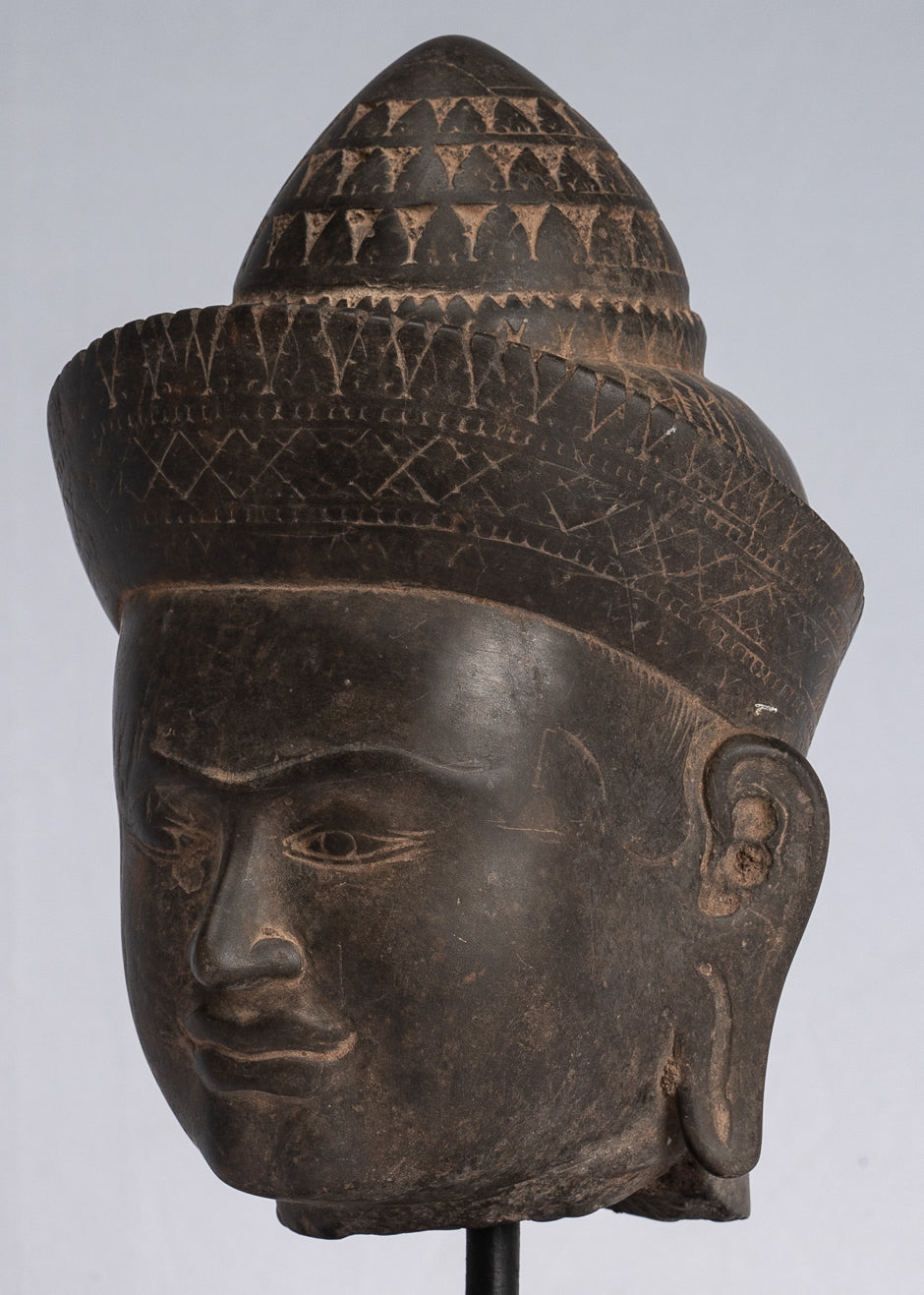 Statue Buddha - Antique Banteay Srei Stone Stone Monted Khmer Buddha Head - 24 cm / 10 "