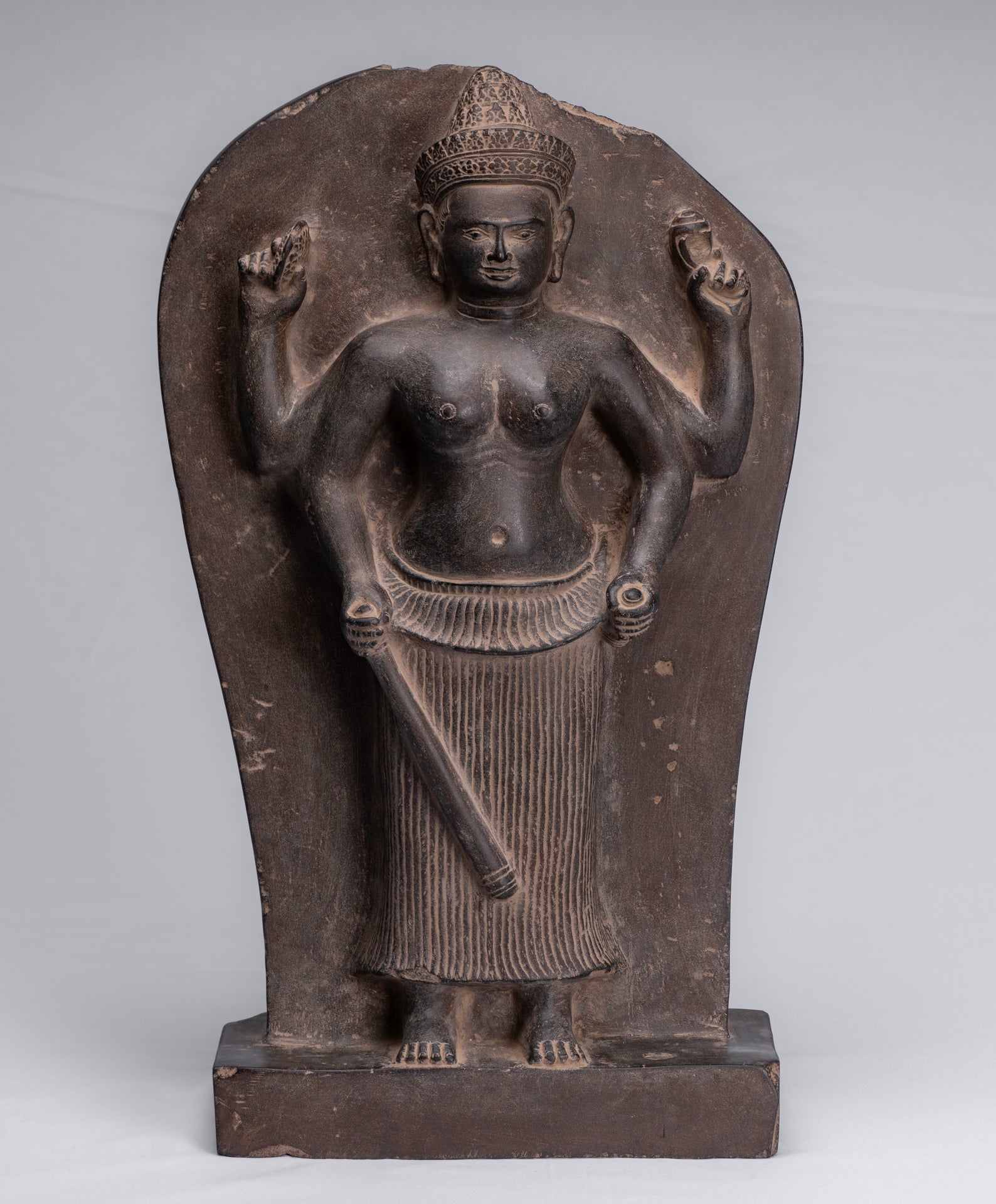 Estatua de Durga Durga Koh Ker Stone Durga de Koh Ker Stone - 51cm/20 "