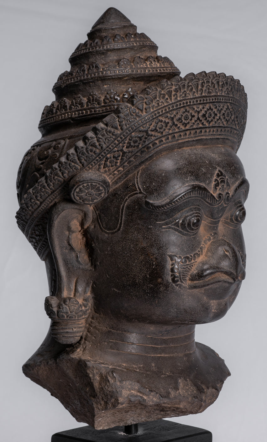 Statue Garuda - Statue antique en pierre de style Banteay Srei Khmer Garuda Vishnu - 46 cm/18"