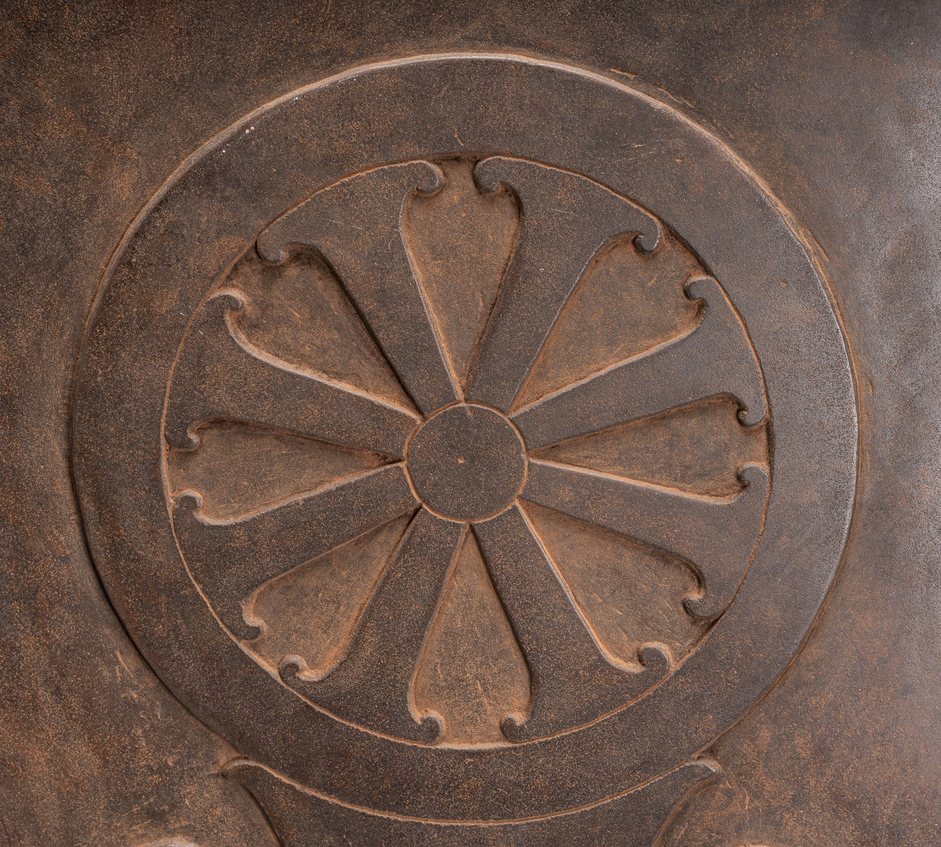 Antique Baphuon Style Stone Khmer Sanskrit Stele con Nandi - 72cm / 29 "