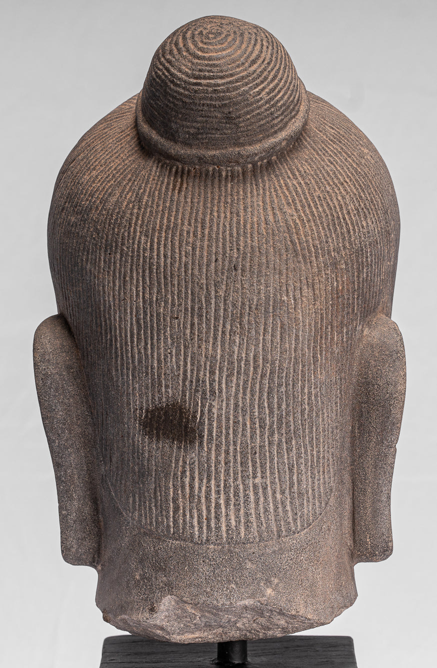 Statua di Jayavarman - Stone montato in stile Khmer Antique Jayavarman VII Statua della testa - 40 cm/16 "