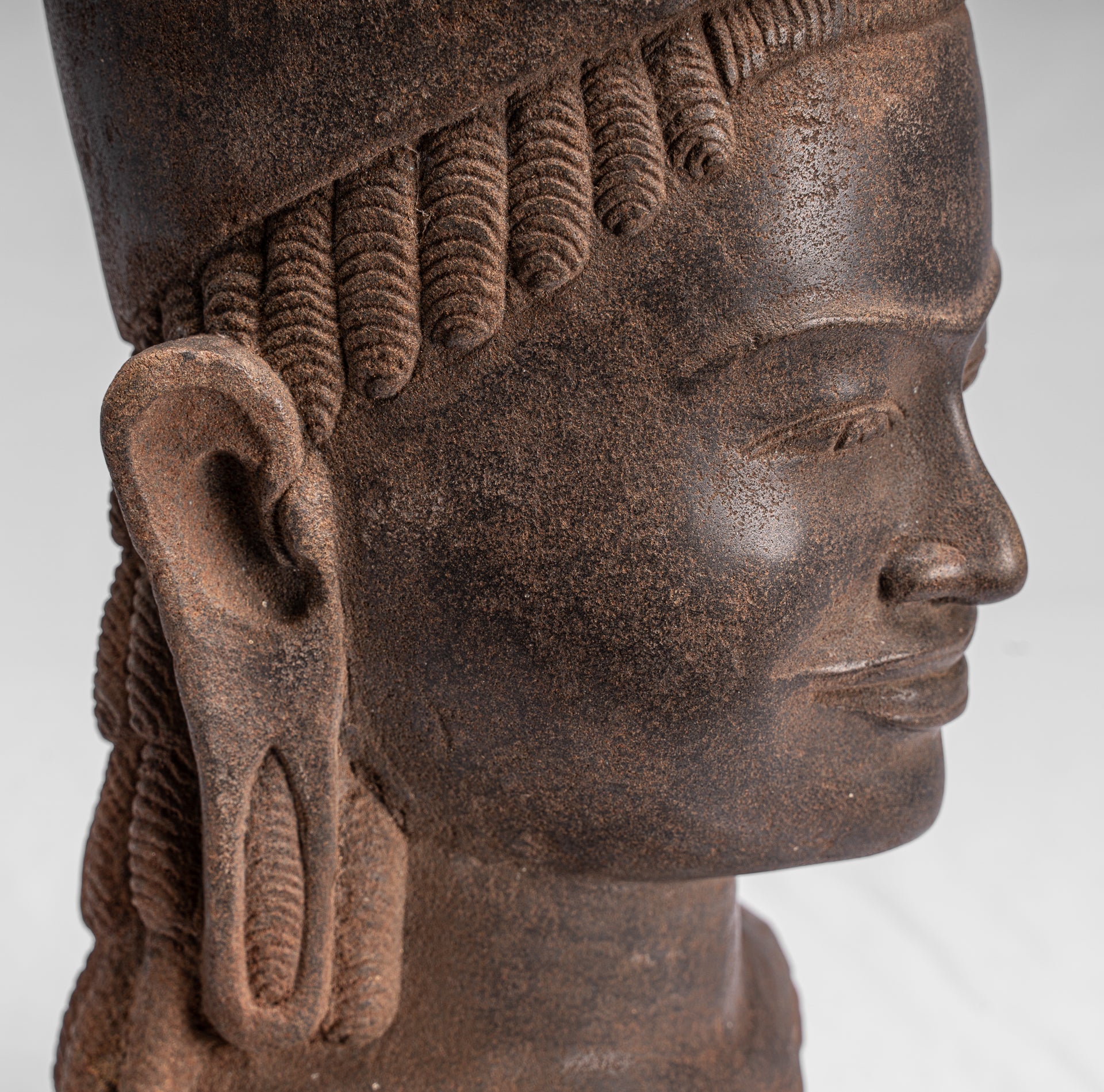 Antique Phnom Da Style Khmer Vishnu Head - Protettore e Conserver - 43Cm/33 "