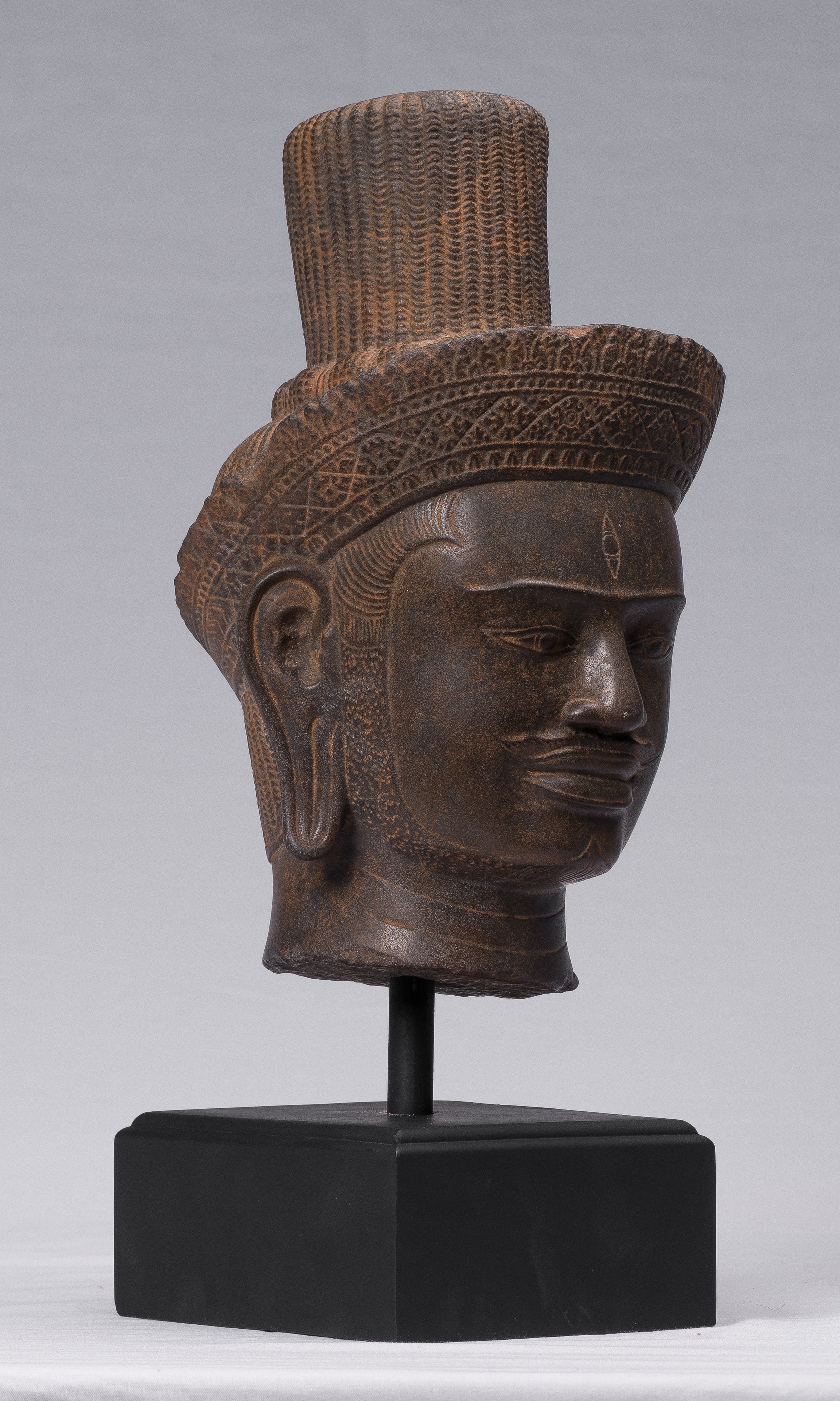 Shiva-Statue – antike Shiva-Kopfstatue aus Khmer-Stein im Koh-Ker-Stil – der Zerstörer – 42 cm