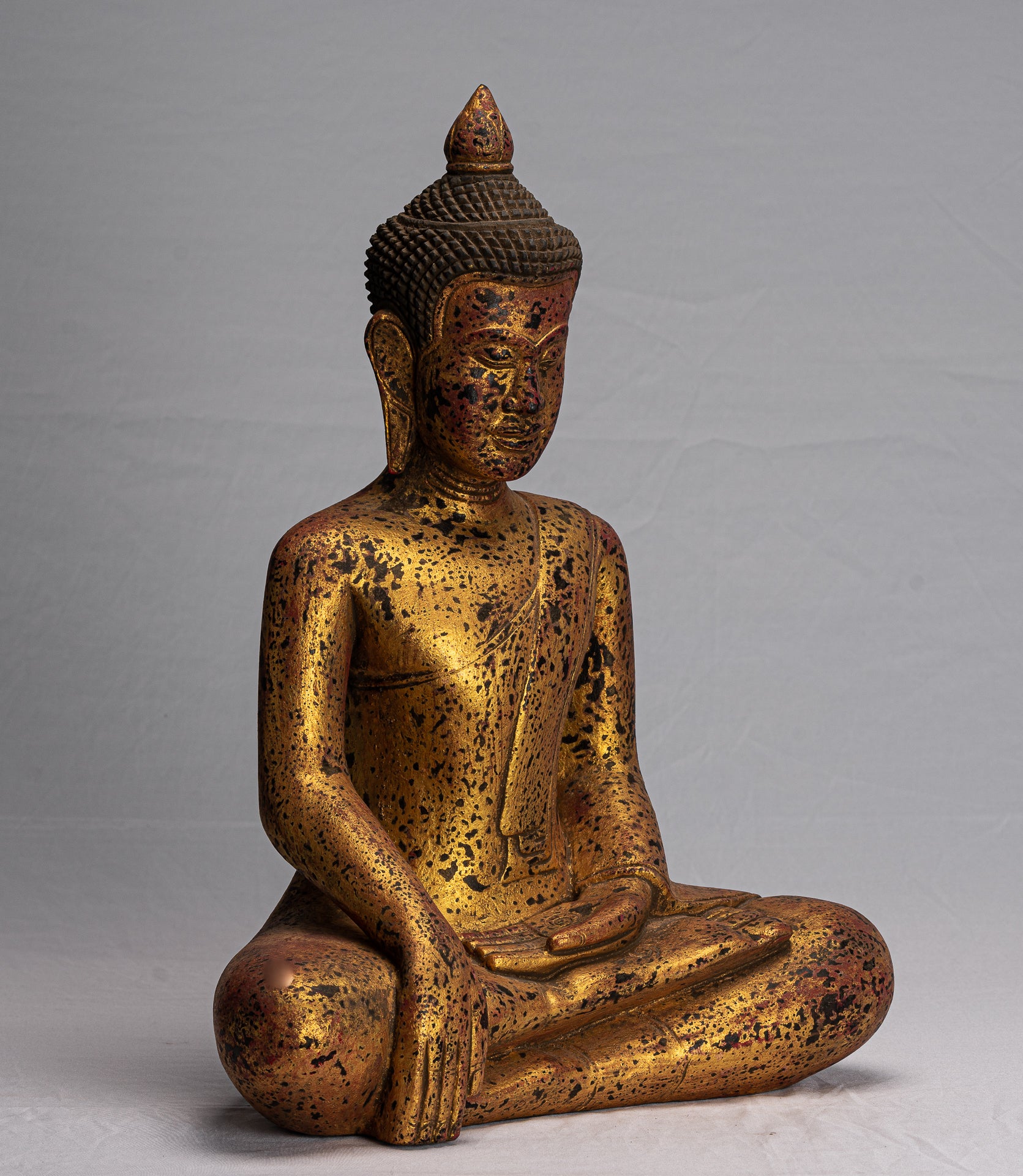 Buddha-Statue – Antiker Khmer-Stil Südostasien, sitzende Erleuchtungs-Buddha-Statue aus Holz – 50 cm/50,8 cm