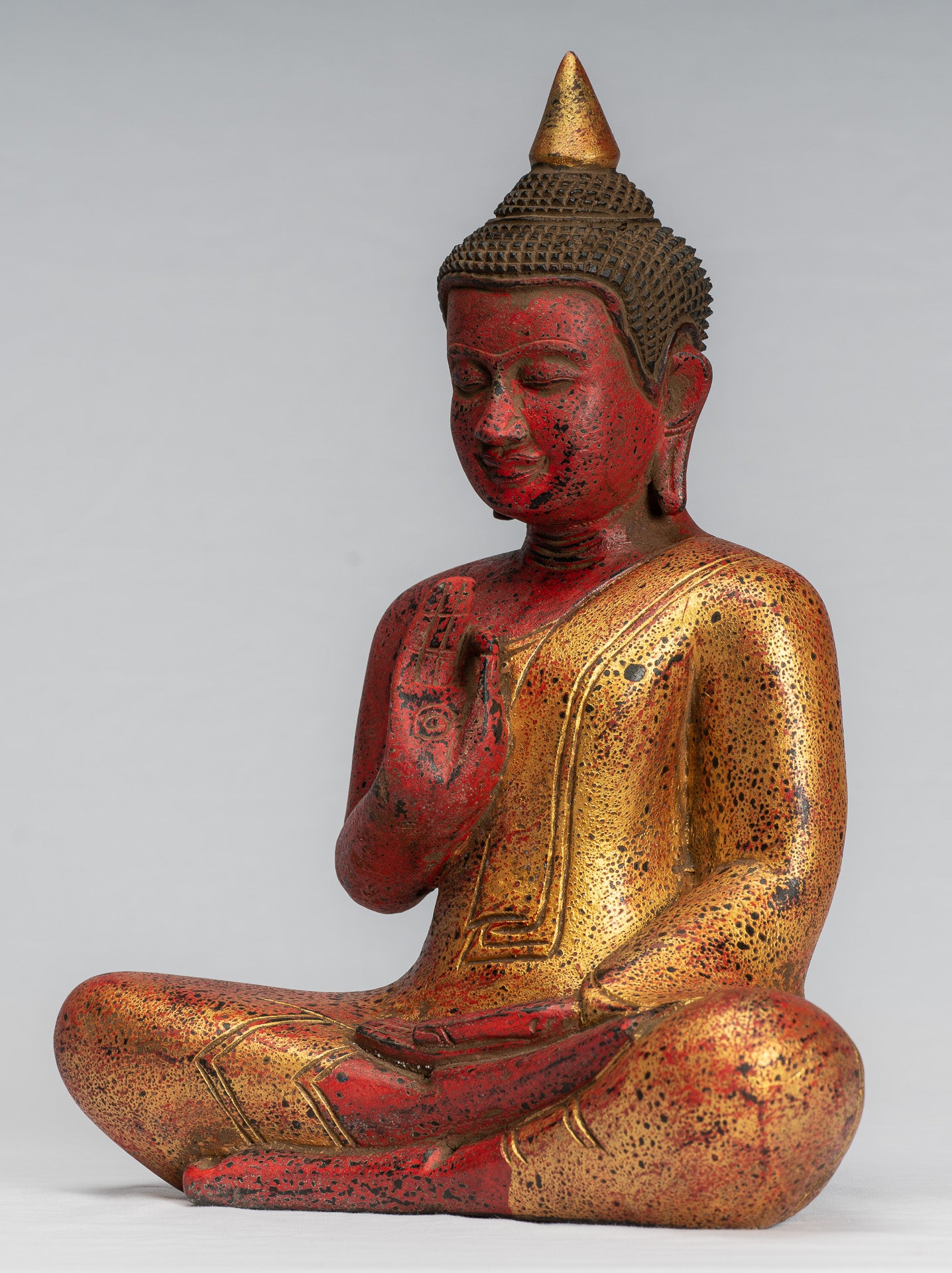 Escultura de Buda - Buda - Estatua de buda de madera de estilo jemer antiguo de estilo jemer enseñando mudra - 32 cm/13 "