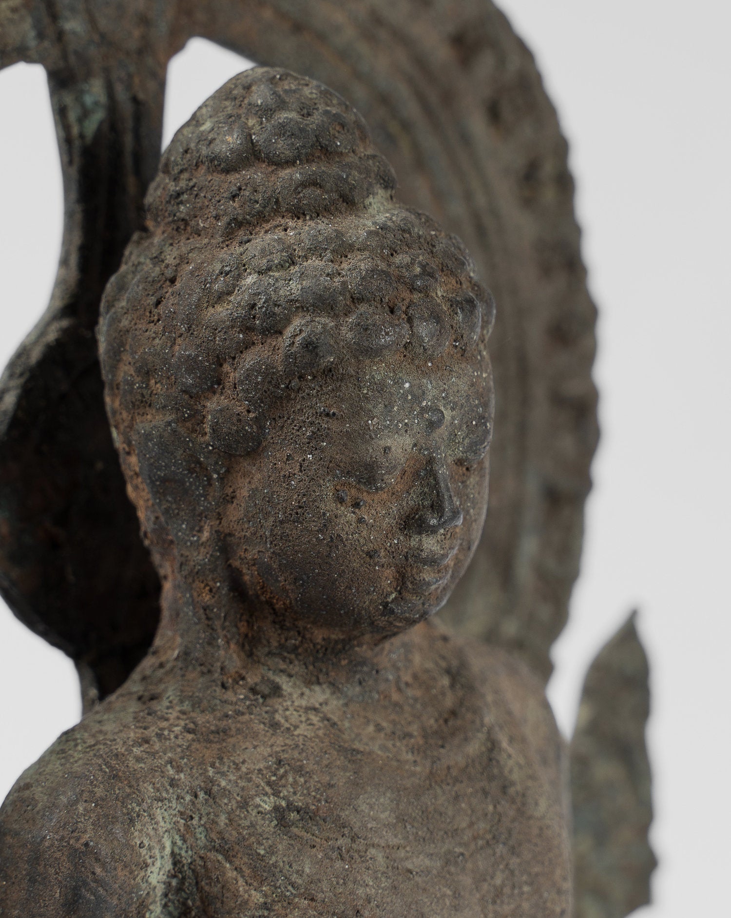 Antique in stile indonesiano seduto in bronzo giavanese Amitabha Buddha Statua - 23 cm/9 "