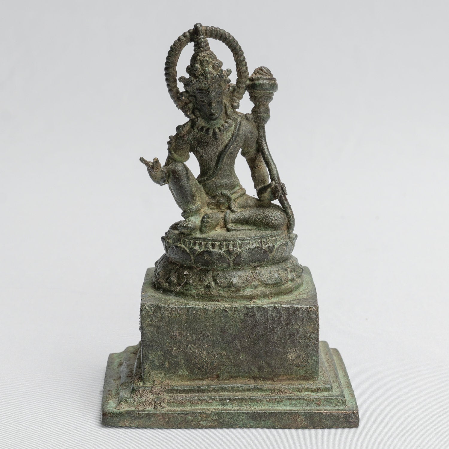 Statua di Tara - Antique Java Style Majapahit Seduto Devi Devi Tara Statua - 12 cm/5 "