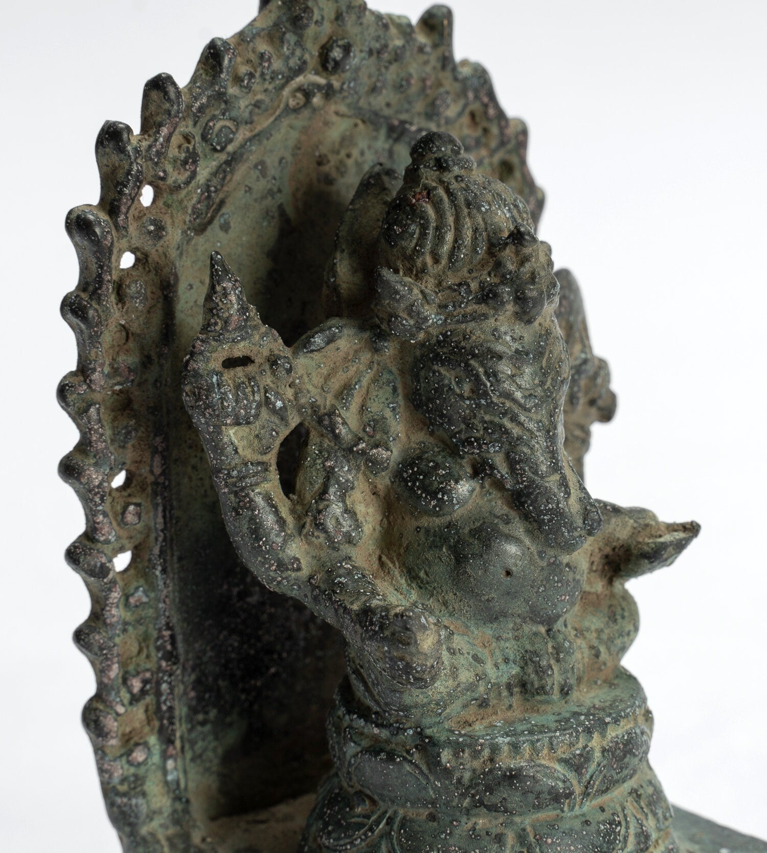 Statue Ganesha - Antique Statue Ganesha in stile giavanese in bronzo indonesiano - 14 cm/6 "