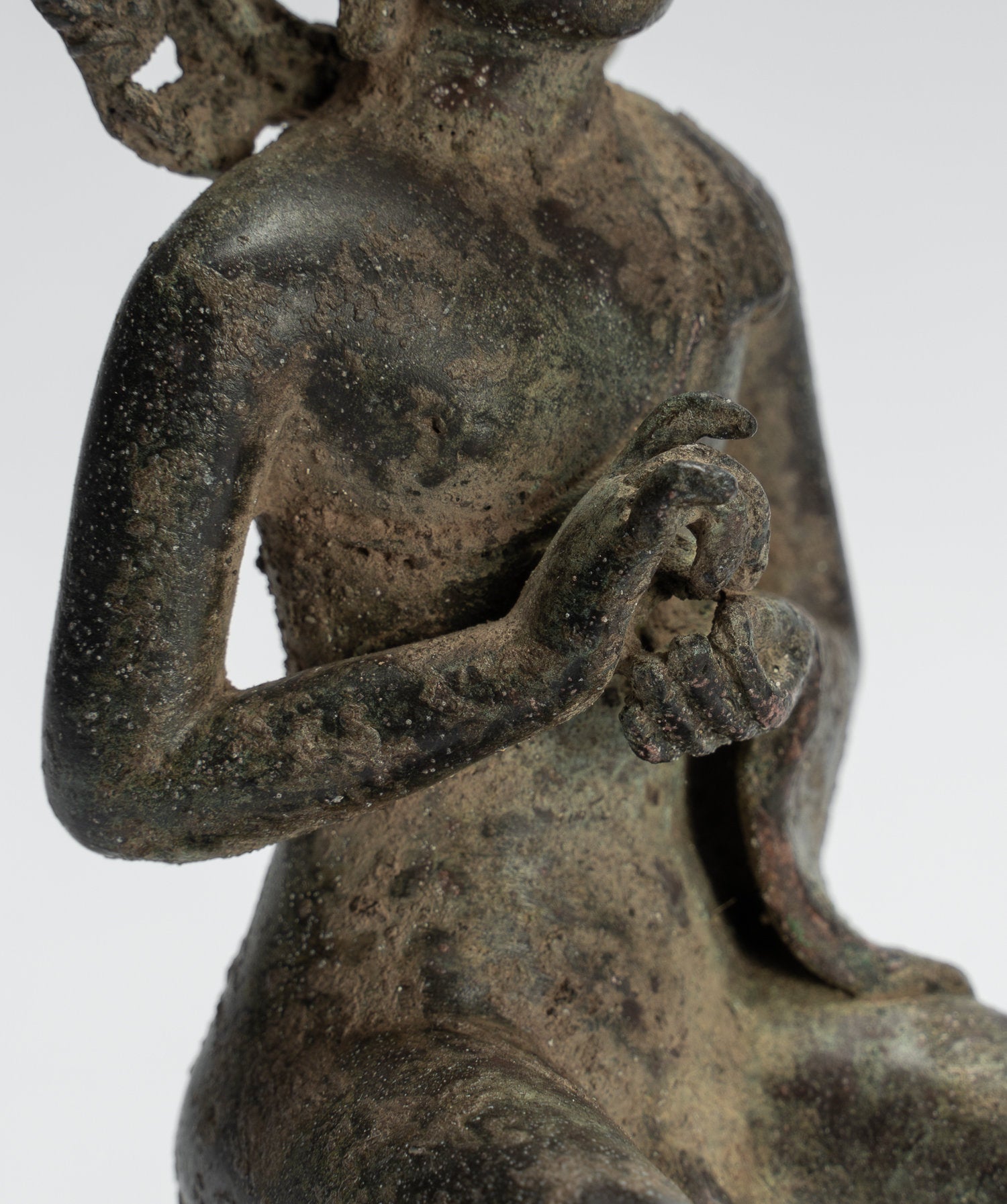 Statua di Buddha - Antique in stile indonesiano seduto in bronzo giavanese predica Buddha - 18 cm/7 "