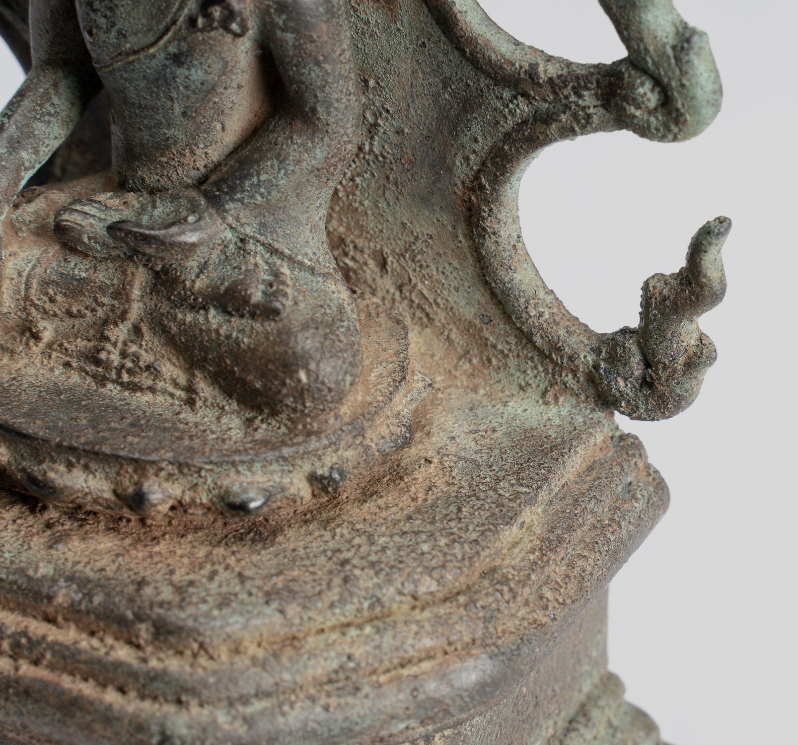 Statue de Bouddha - antique Indonesian Style bronze Java Illumination Bouddha - 14.5cm / 6 "