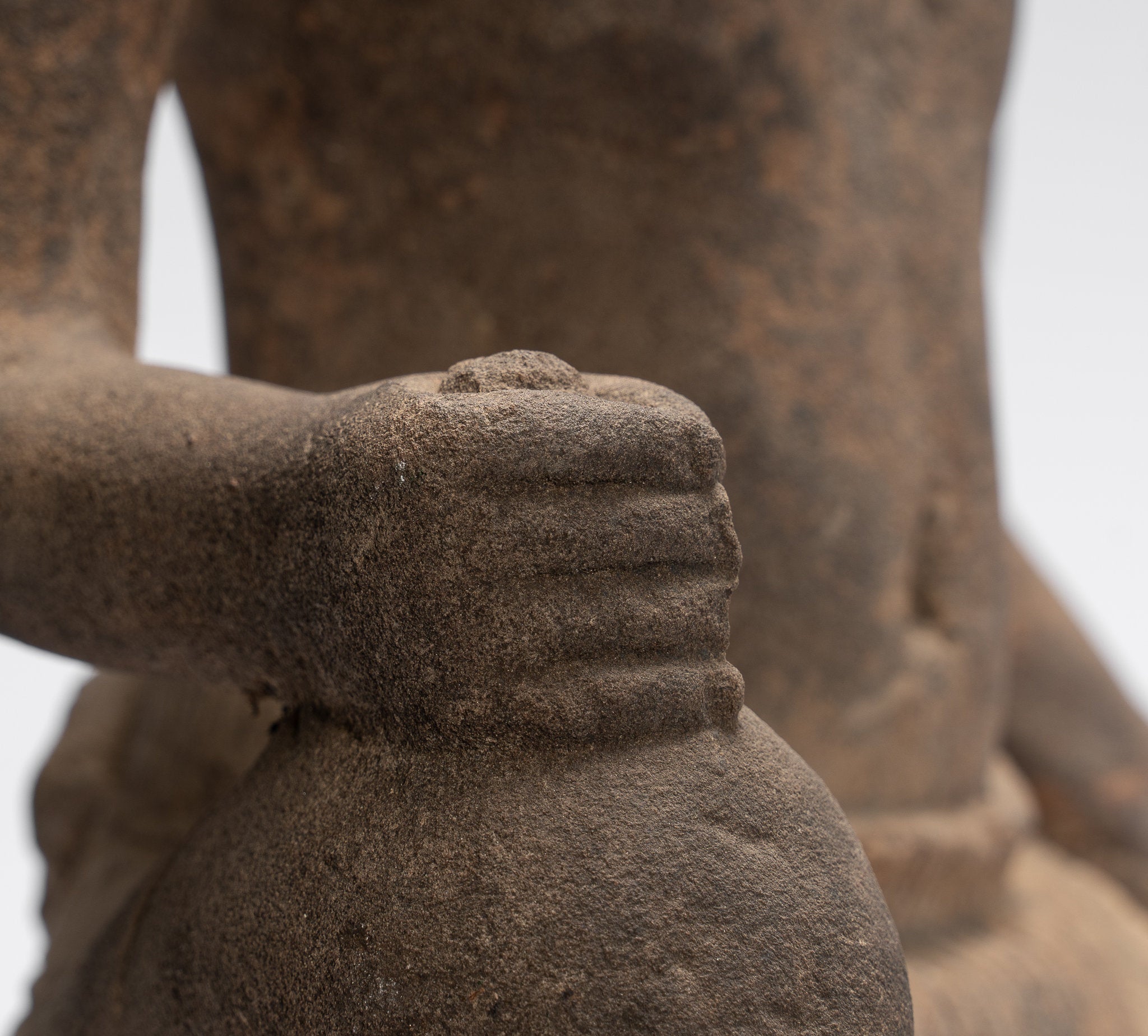 Statue Vishnu - Antique Baphuon Style Stone seduto Khmer Vishnu Statue - 48cm / 19 "