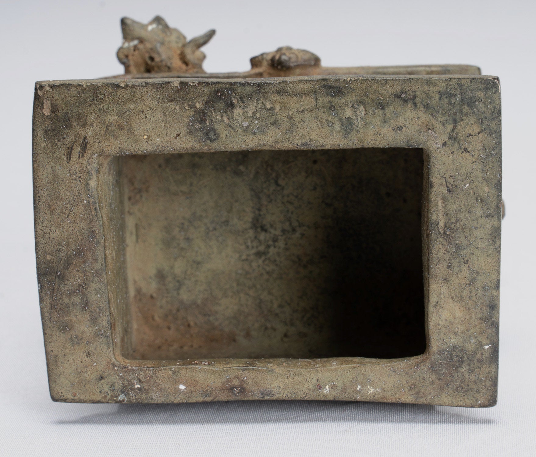 Statue de Tara – Statue antique de style Java Majapahit assise en bronze Devi Tara – 18 cm/7"