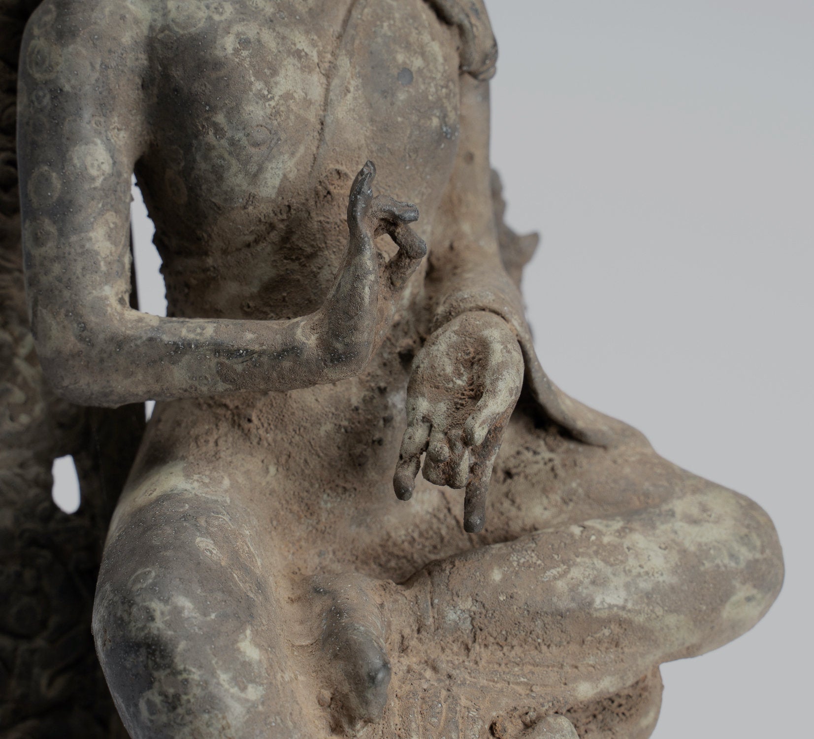 Statua di Buddha - Antique in stile indonesiano seduto in bronzo giavanese predica Buddha - 29 cm/12 "