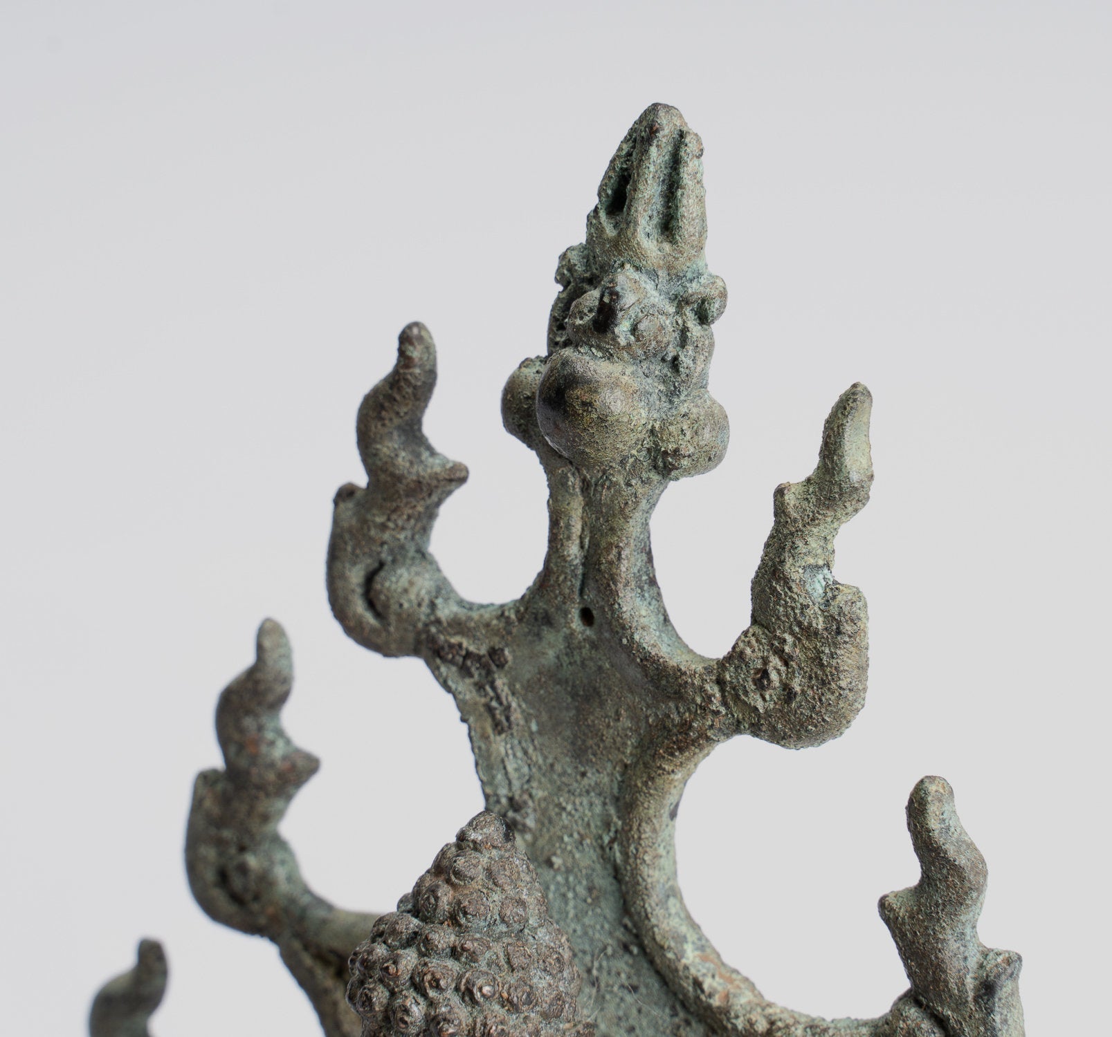 Statue de Bouddha - antique Indonesian Style bronze Java Illumination Bouddha - 14.5cm / 6 "