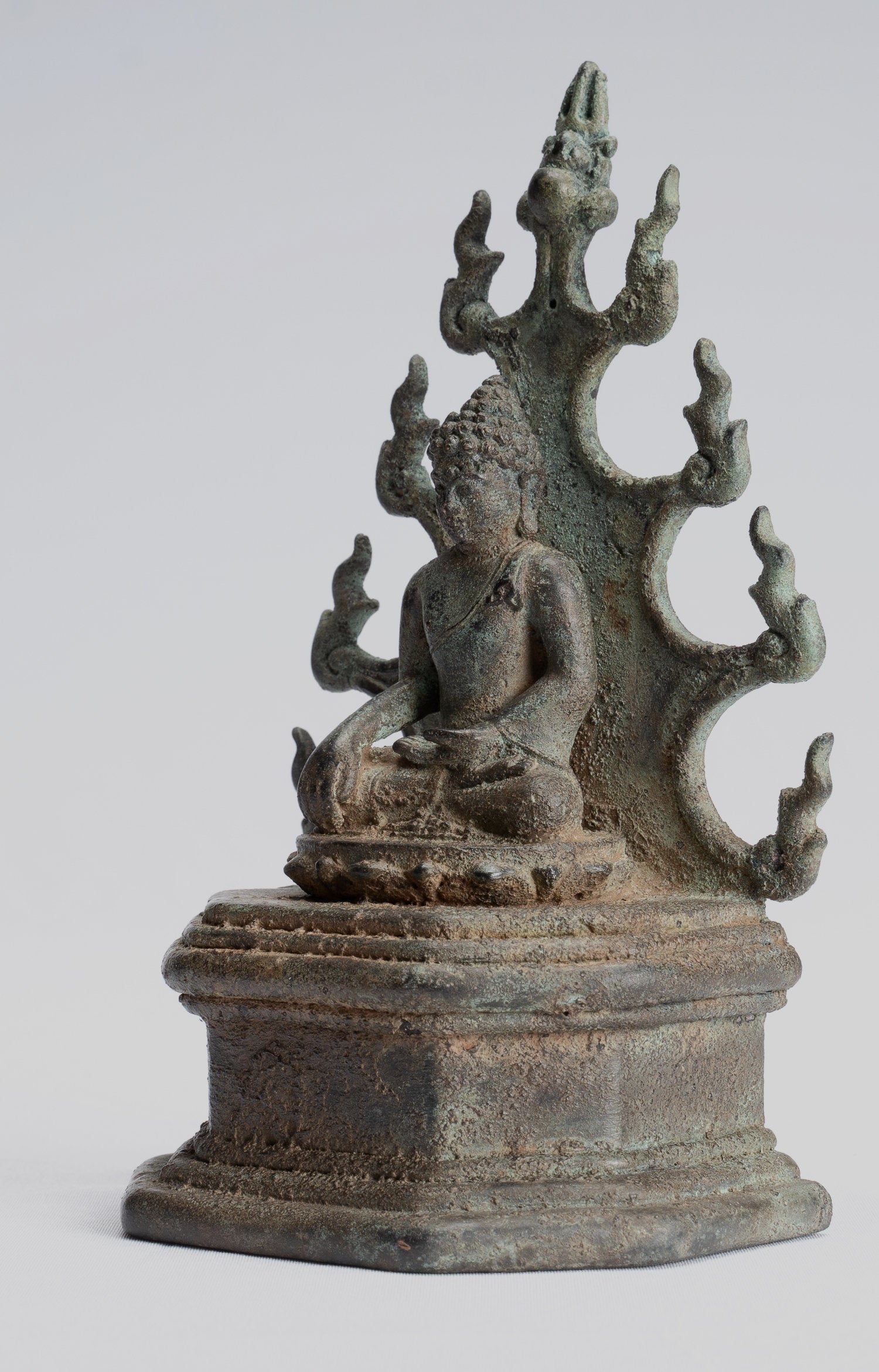 Statue de Bouddha - antique Indonesian Style bronze Java Illumination Bouddha - 14.5cm / 6 "