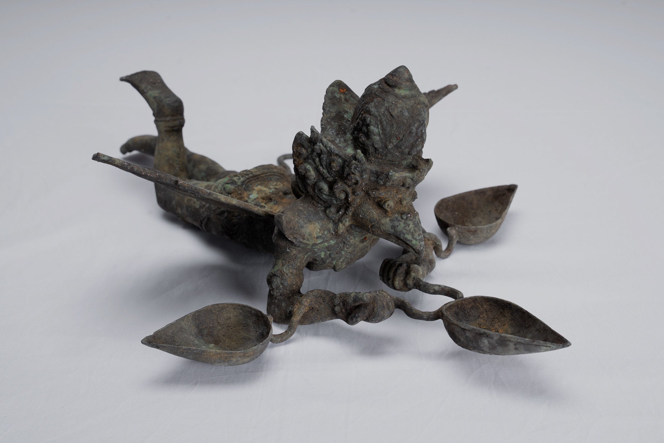 Antique in stile indonesiano sospeso bronzo majapahit garuda statua - 35cm/14 "