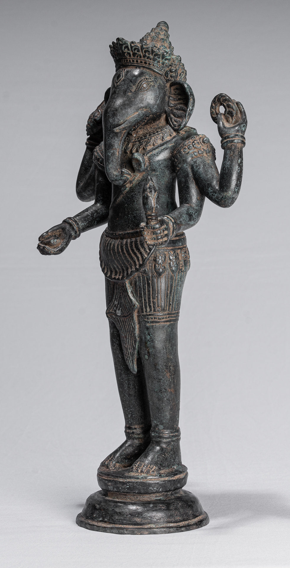 Ganesha-Statue – stehende Bronze-Bajon-Ganesh-Statue im antiken Khmer-Stil – 40 cm.