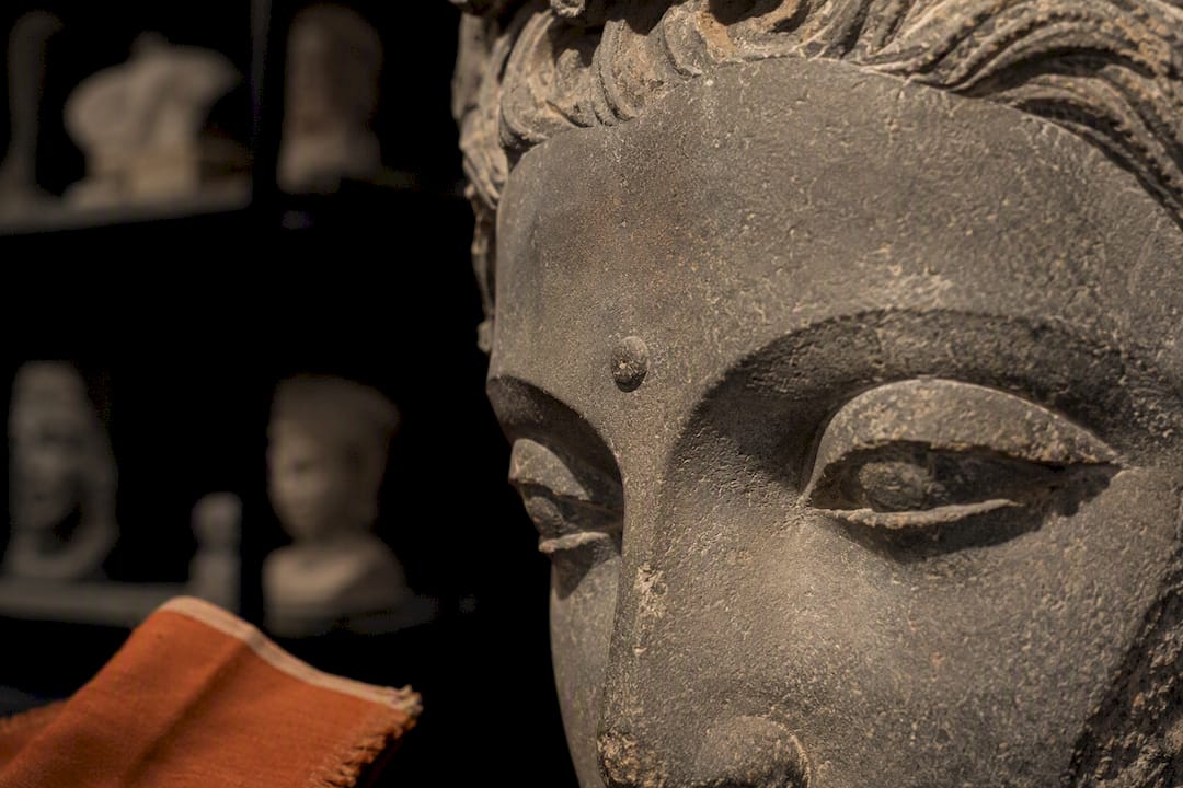 Identify Gandharan Buddha Features: Six Curatorial Tests for Museums