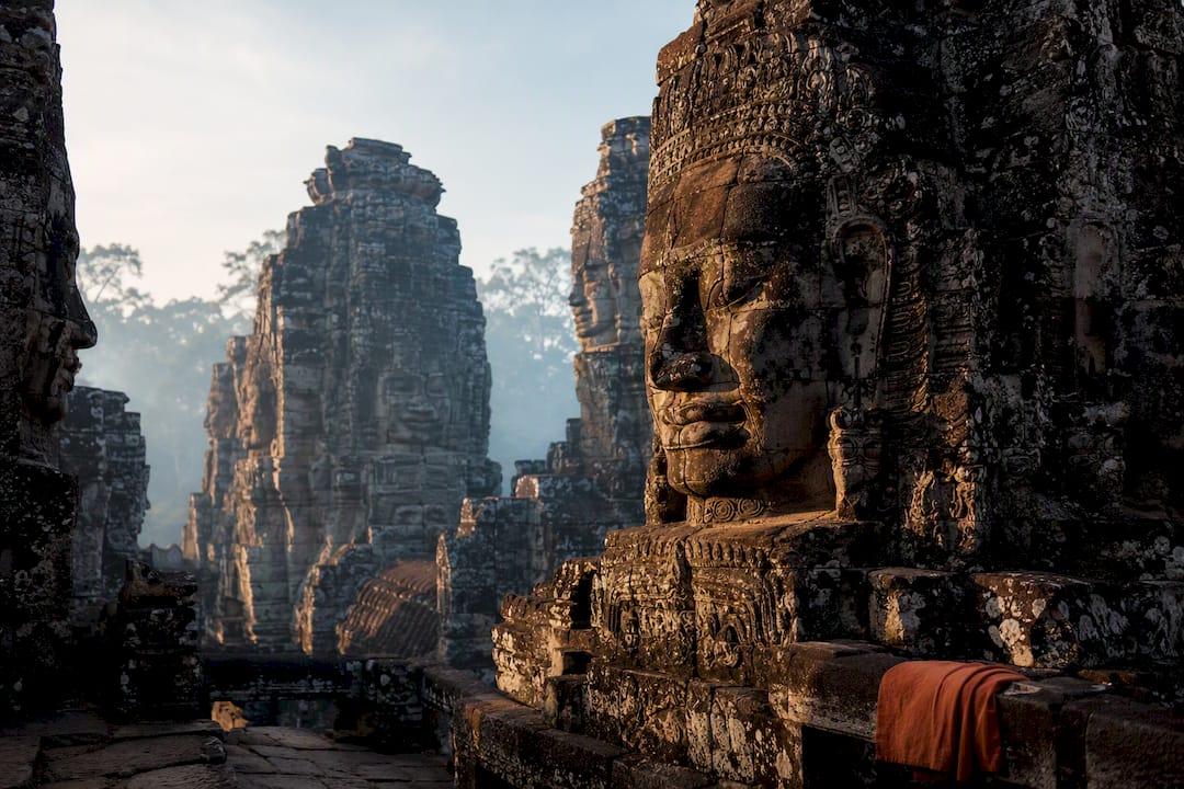 200–216 Faces: Bayon Style Sculpture for Collectors and Scholars