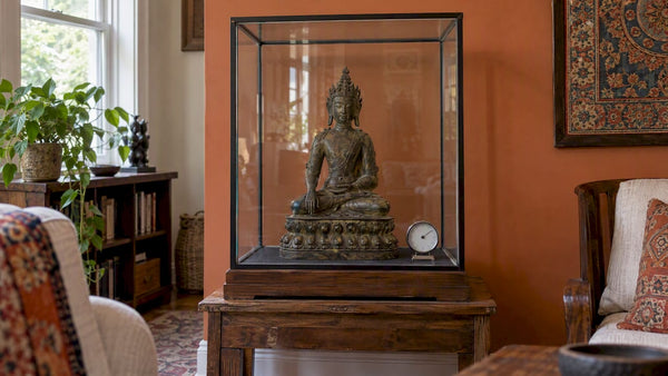 Display Case Humidity Control for Collectors: 45% RH Is Not Universal