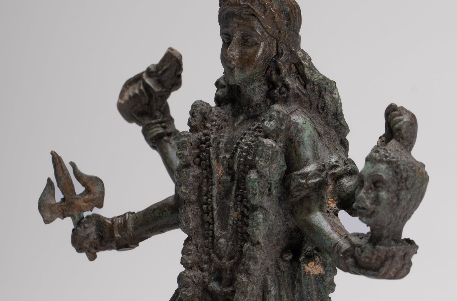 Estatua de Kali - Estatua de Kali o Mahakali de bronce de pie de estilo indio antiguo - 19 cm/8"