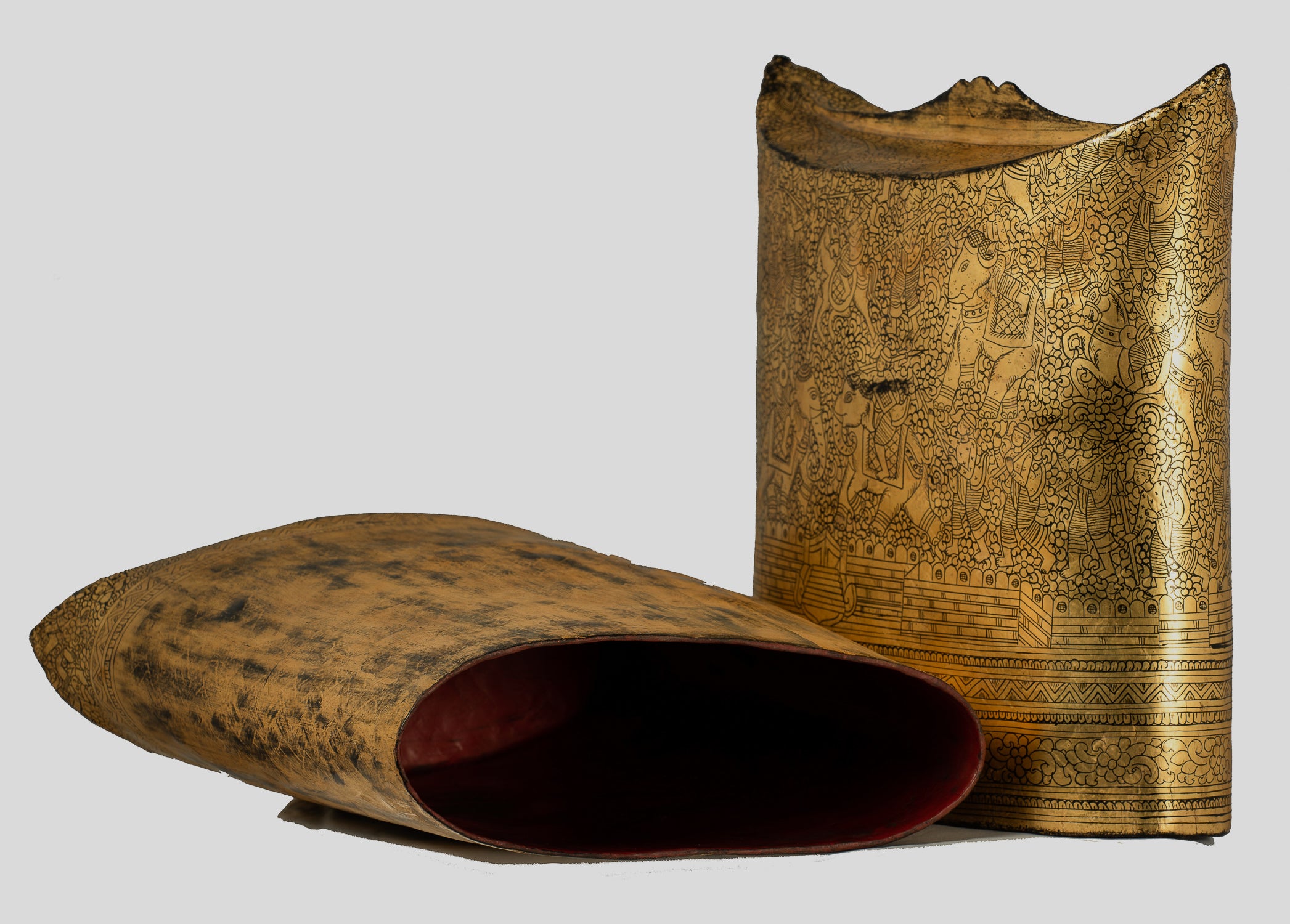 Antiguo titular de dinero de lacado birmano del siglo XIX - 34 cm/14 "de largo