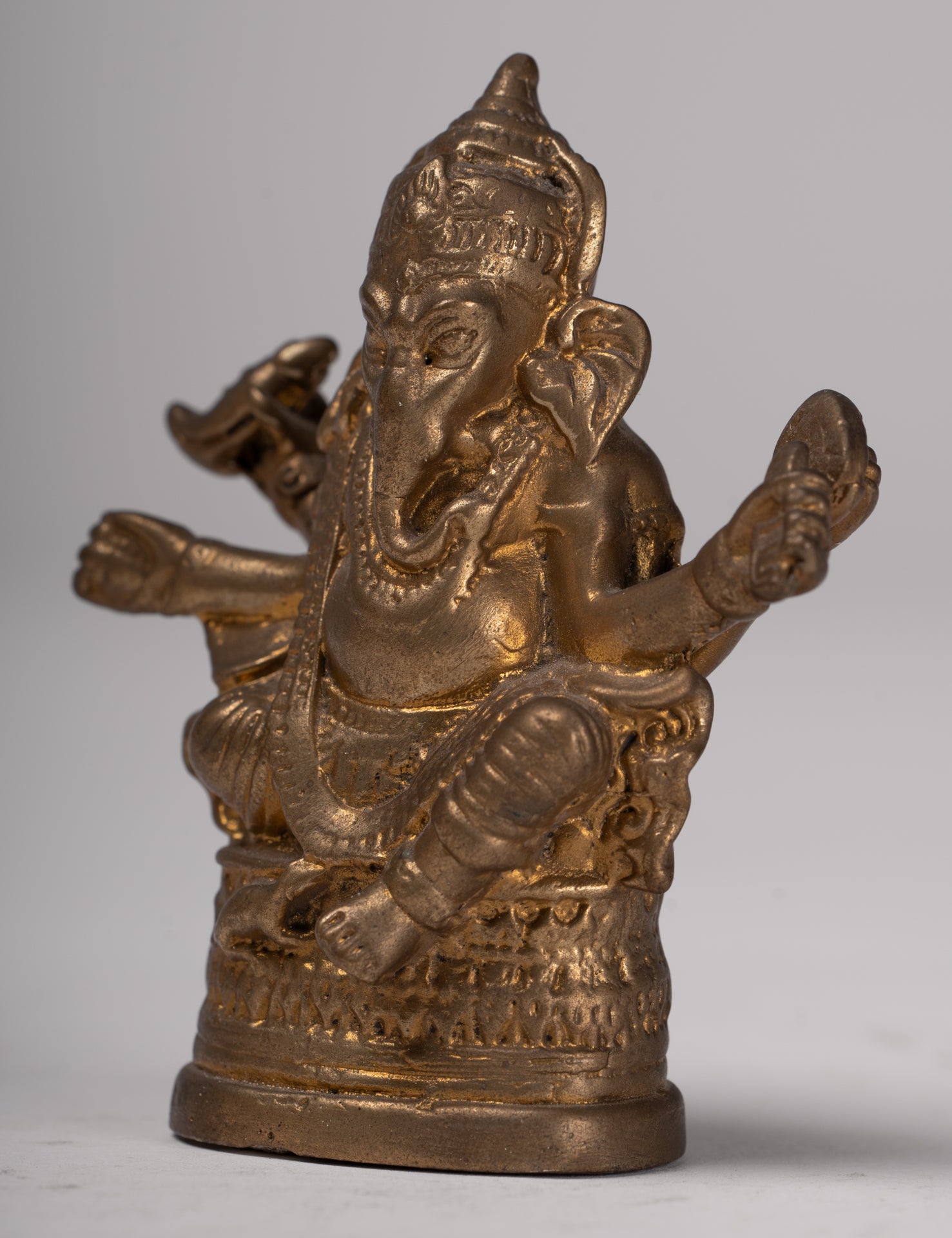 Ganesha Statue - Antique Thai Style Bronze Seated Gold Ganesha Statue - 8cm/3"