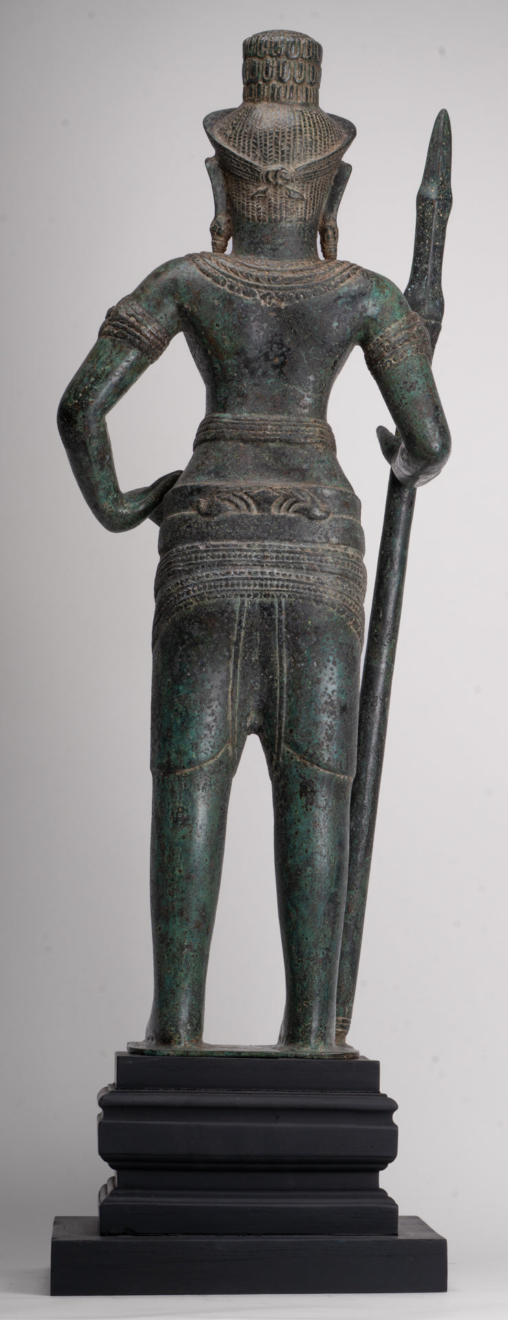 Shiva antique de style khmer en bronze debout de style Angkor Wat avec lance - 91 cm/36"