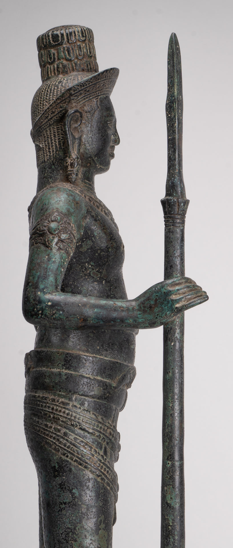 Shiva antique de style khmer en bronze debout de style Angkor Wat avec lance - 91 cm/36"