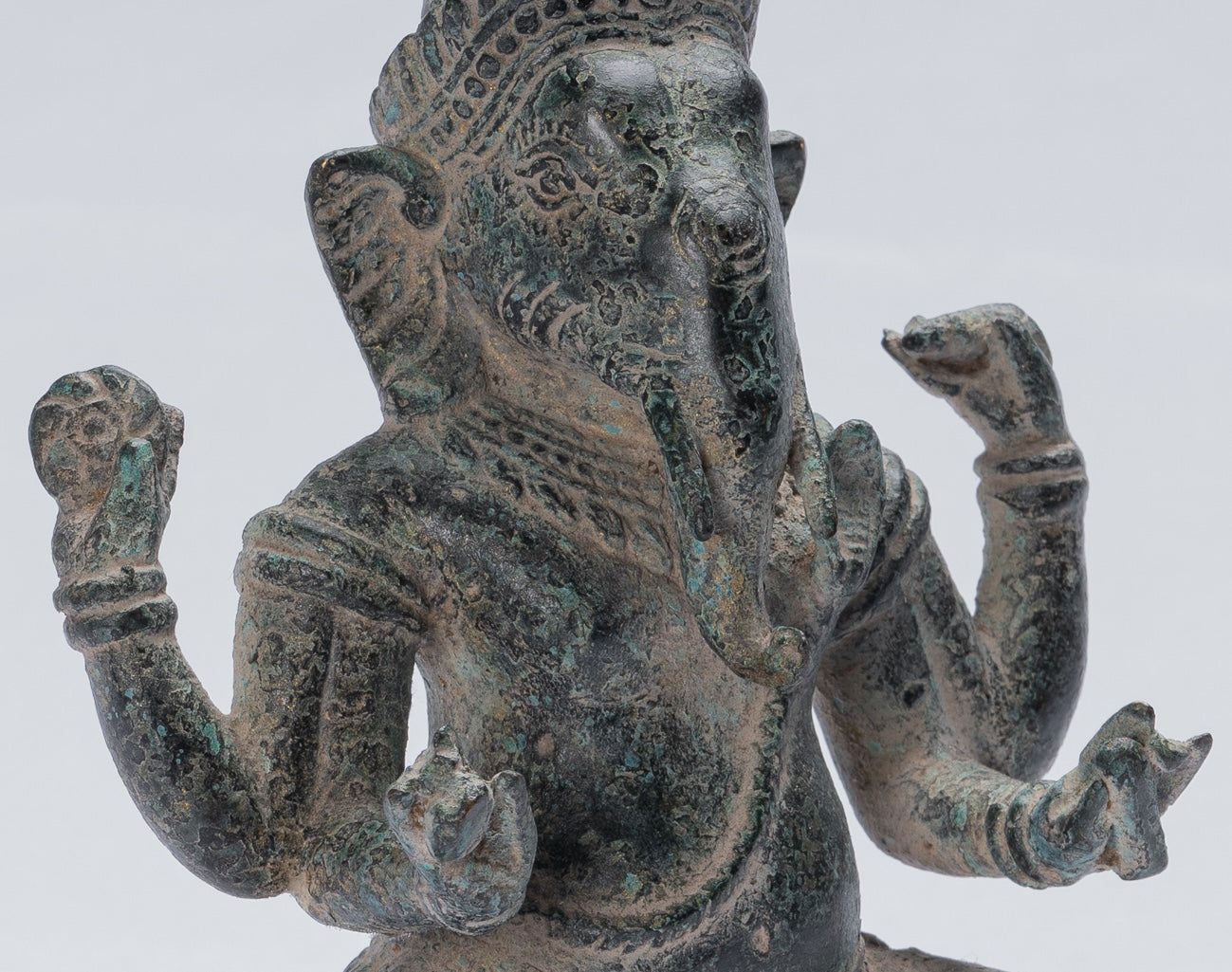 Ganesha Statue - Antique Khmer Style Seated Bronze Bayon Ganesh Statue - 18cm/7"