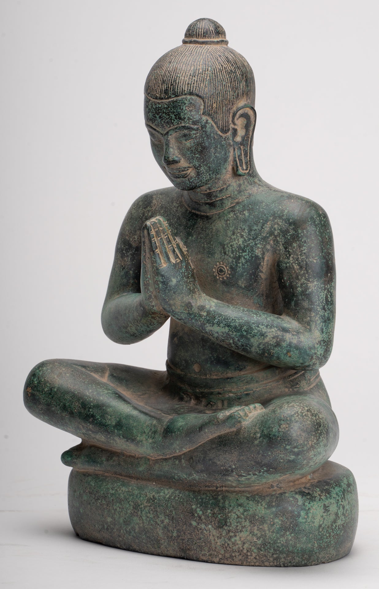 Statua di Jayavarman - Statua di Jayavarman VII in bronzo seduto in stile Khmer antico - 31 cm/12"