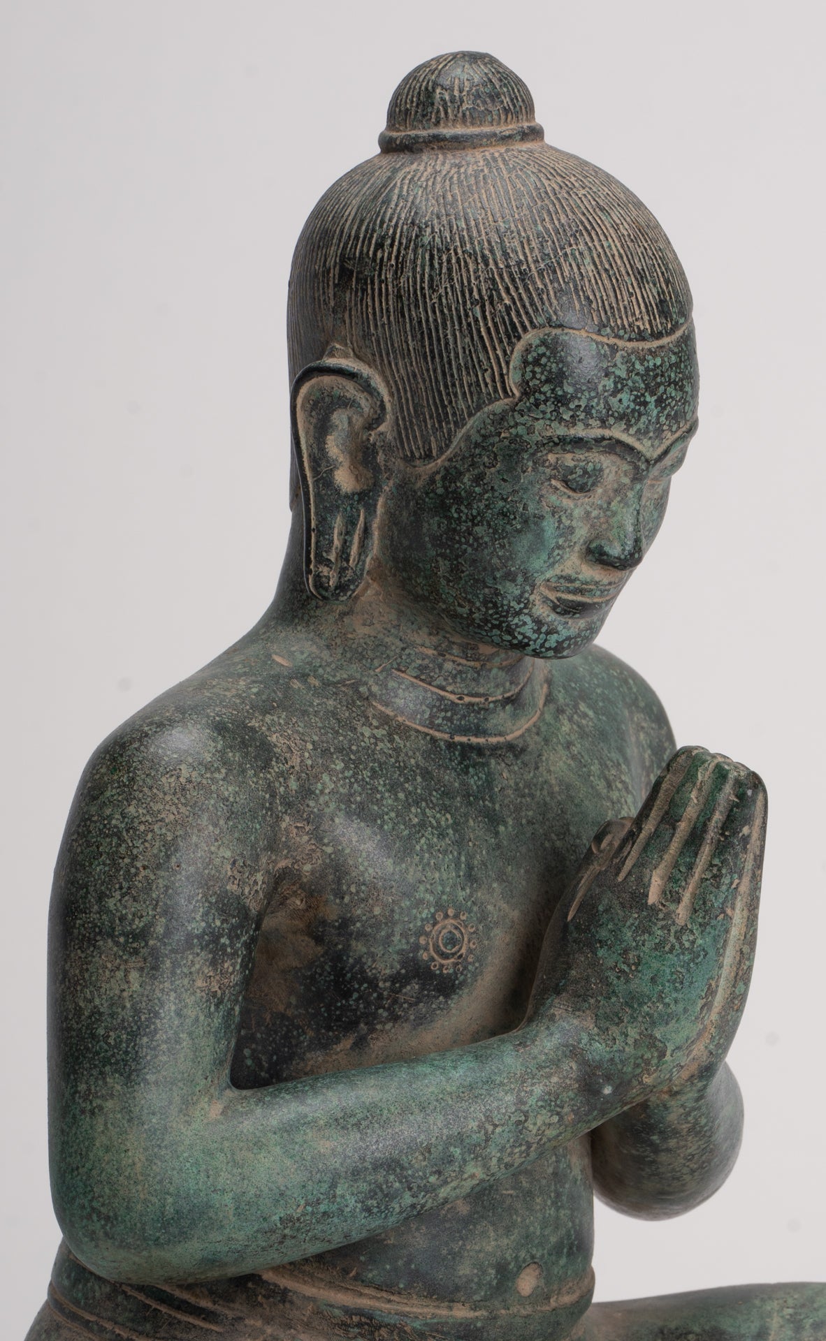 Statua di Jayavarman - Statua di Jayavarman VII in bronzo seduto in stile Khmer antico - 31 cm/12"