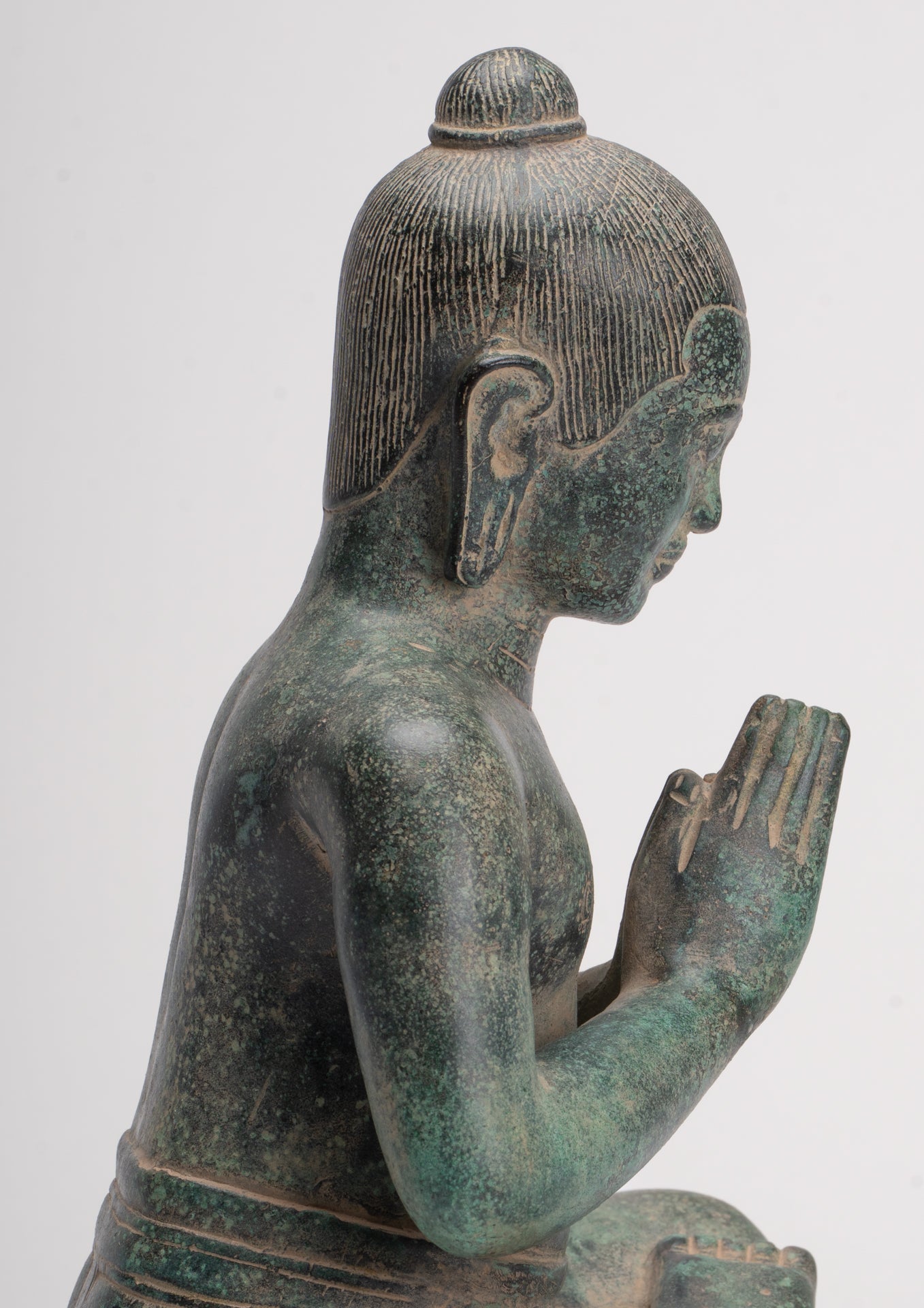Statua di Jayavarman - Statua di Jayavarman VII in bronzo seduto in stile Khmer antico - 31 cm/12"