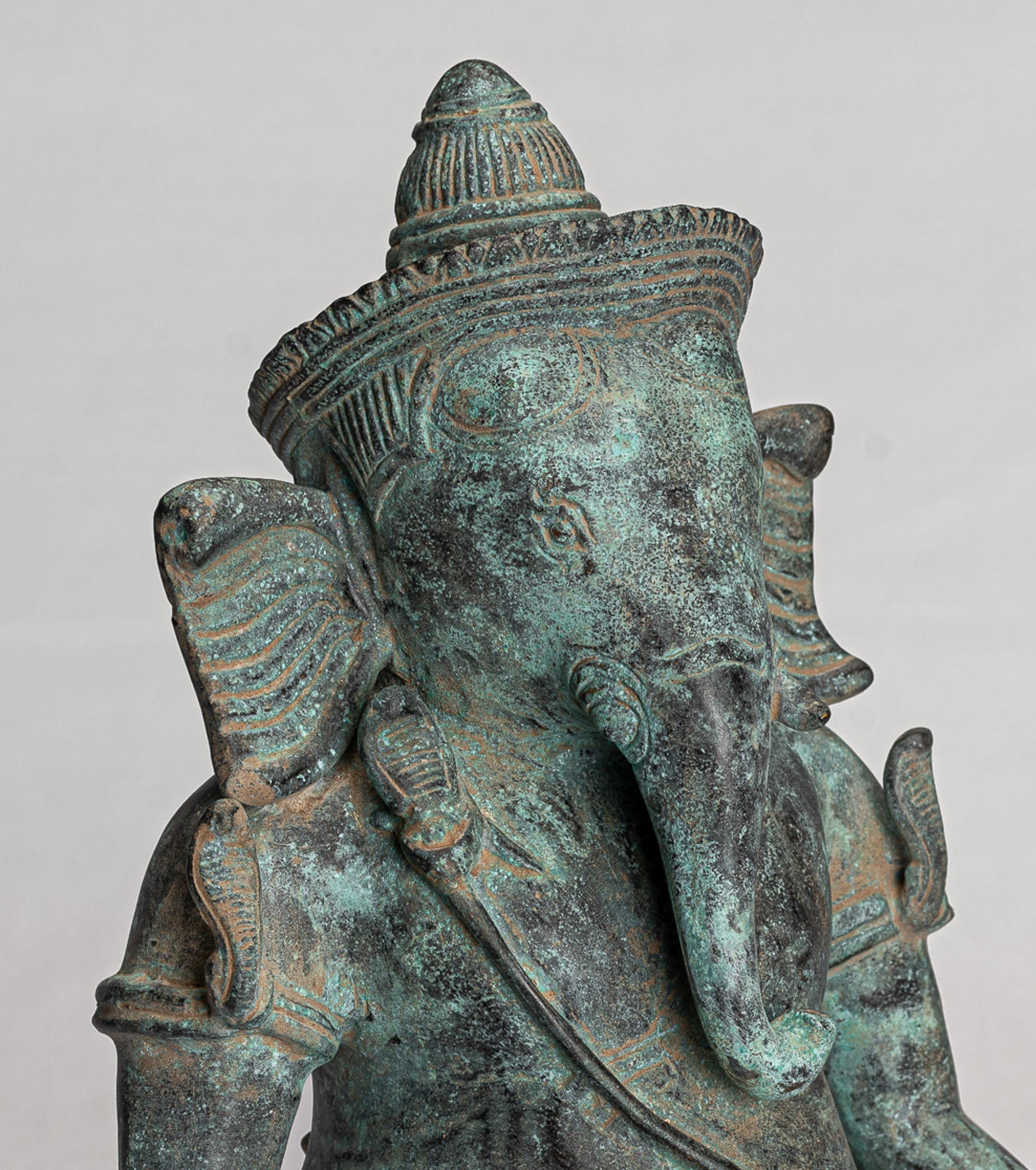 Ganesha Statue - Antique Khmer Style Seated Bronze Bayon Ganesh Statue - 24cm/10"