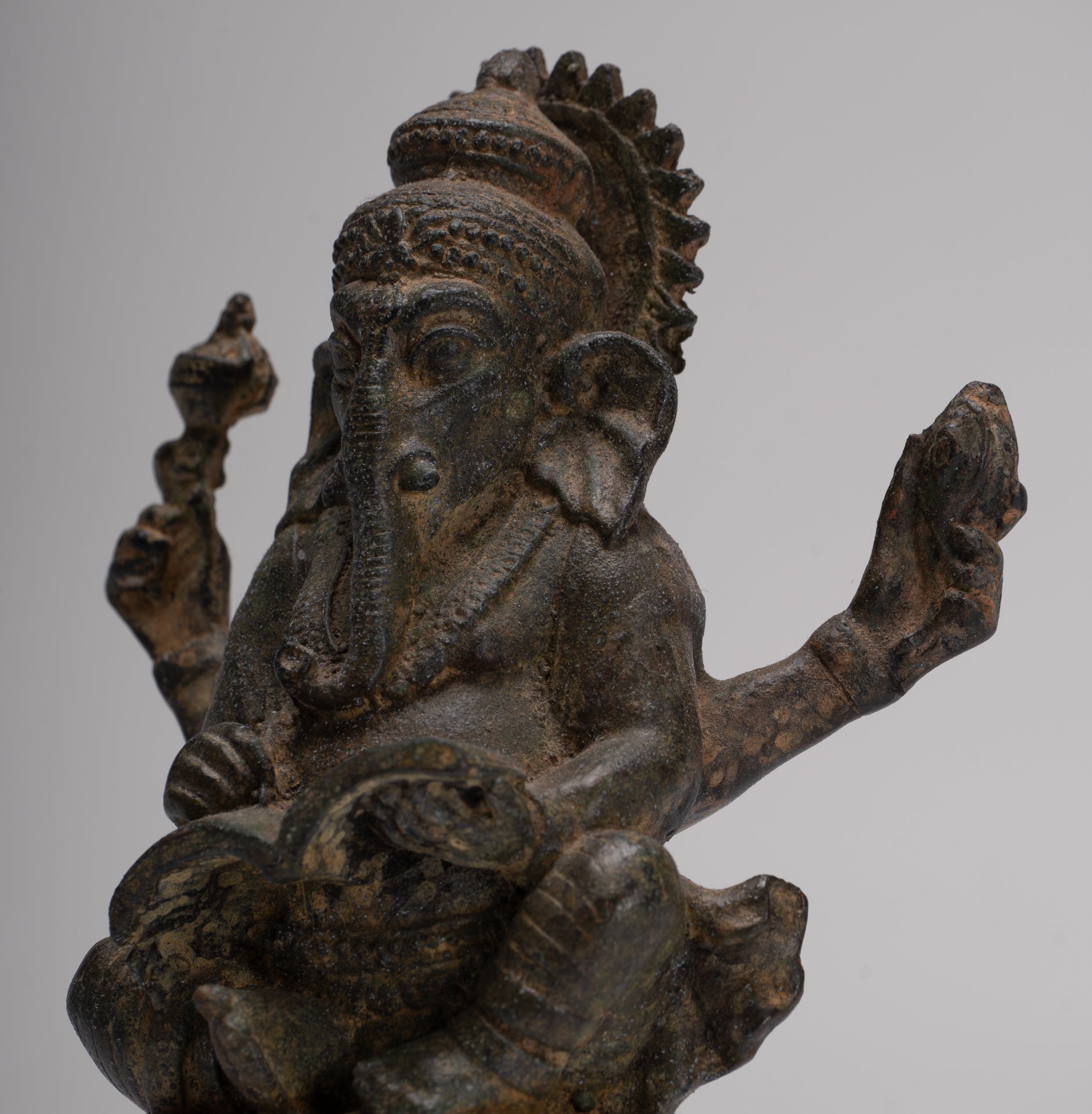 Ganesha Statue - Antique Thai Style Seated Bronze Ganesh Statue - 16cm/6"