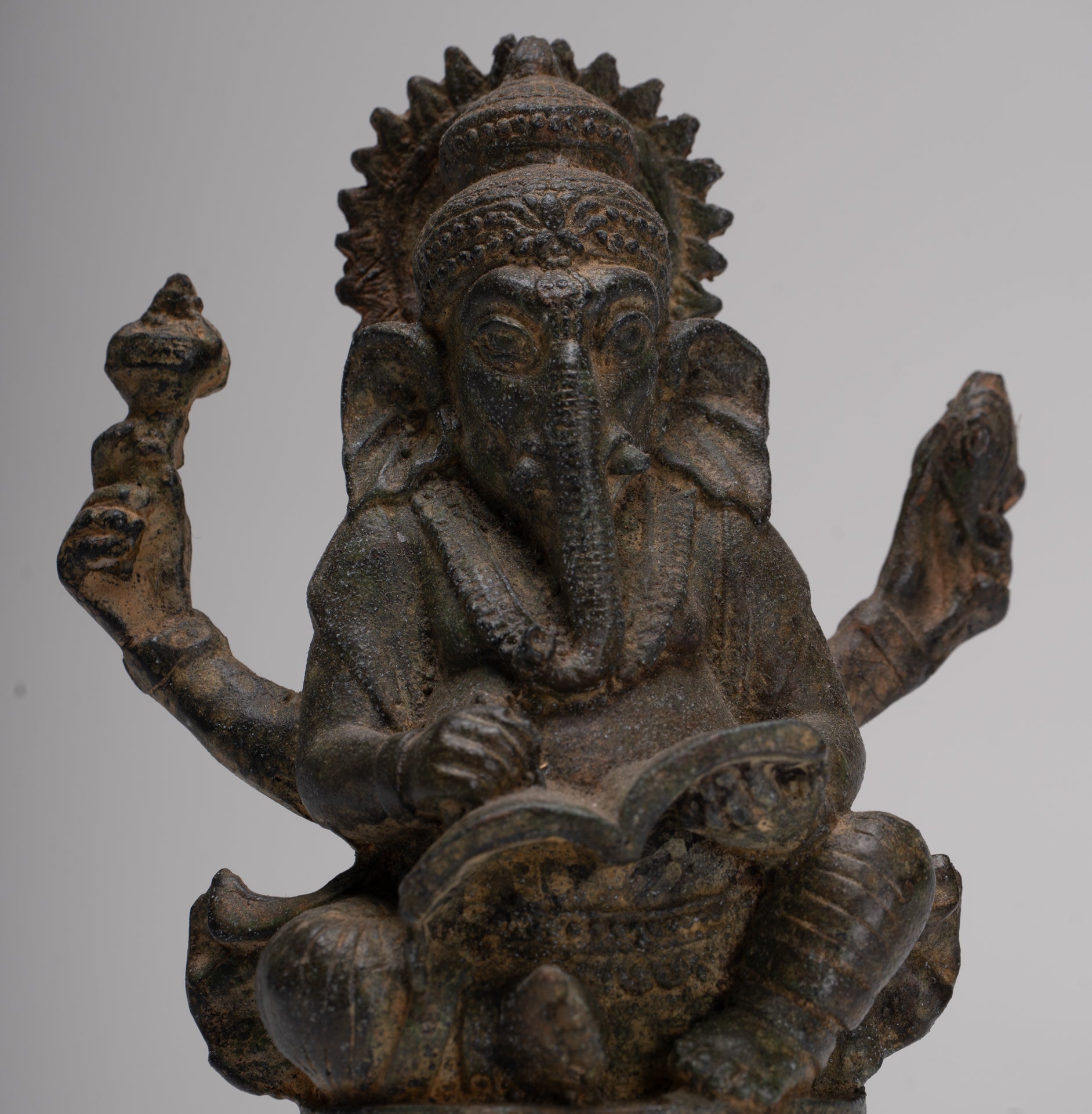Ganesha Statue - Antique Thai Style Seated Bronze Ganesh Statue - 16cm/6"