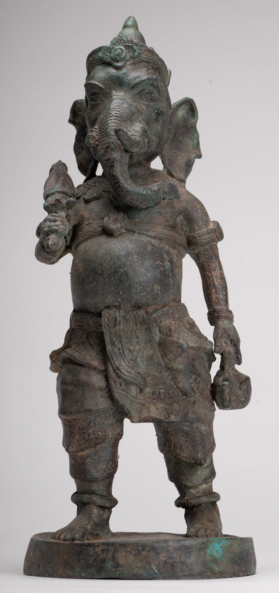 Bridegroom Ganesha Statue - Antique Thai Style Mappilai Ganapathi Ganesh Statue with Umbrella - 37cm/15"
