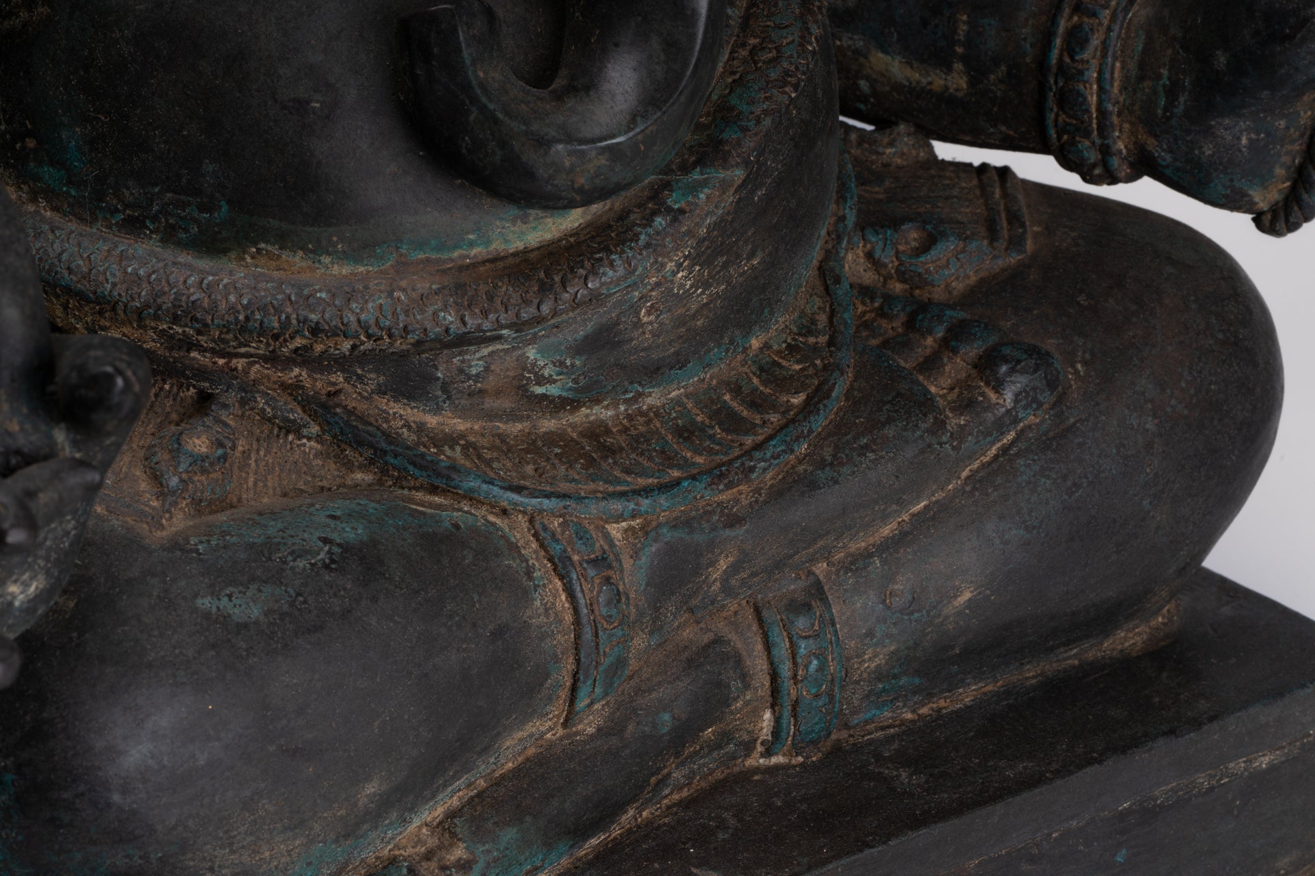 Ganesha Statue - Antique Thai Style Bronze Seated 4-Arm Ganesha Statue - 84cm/34"